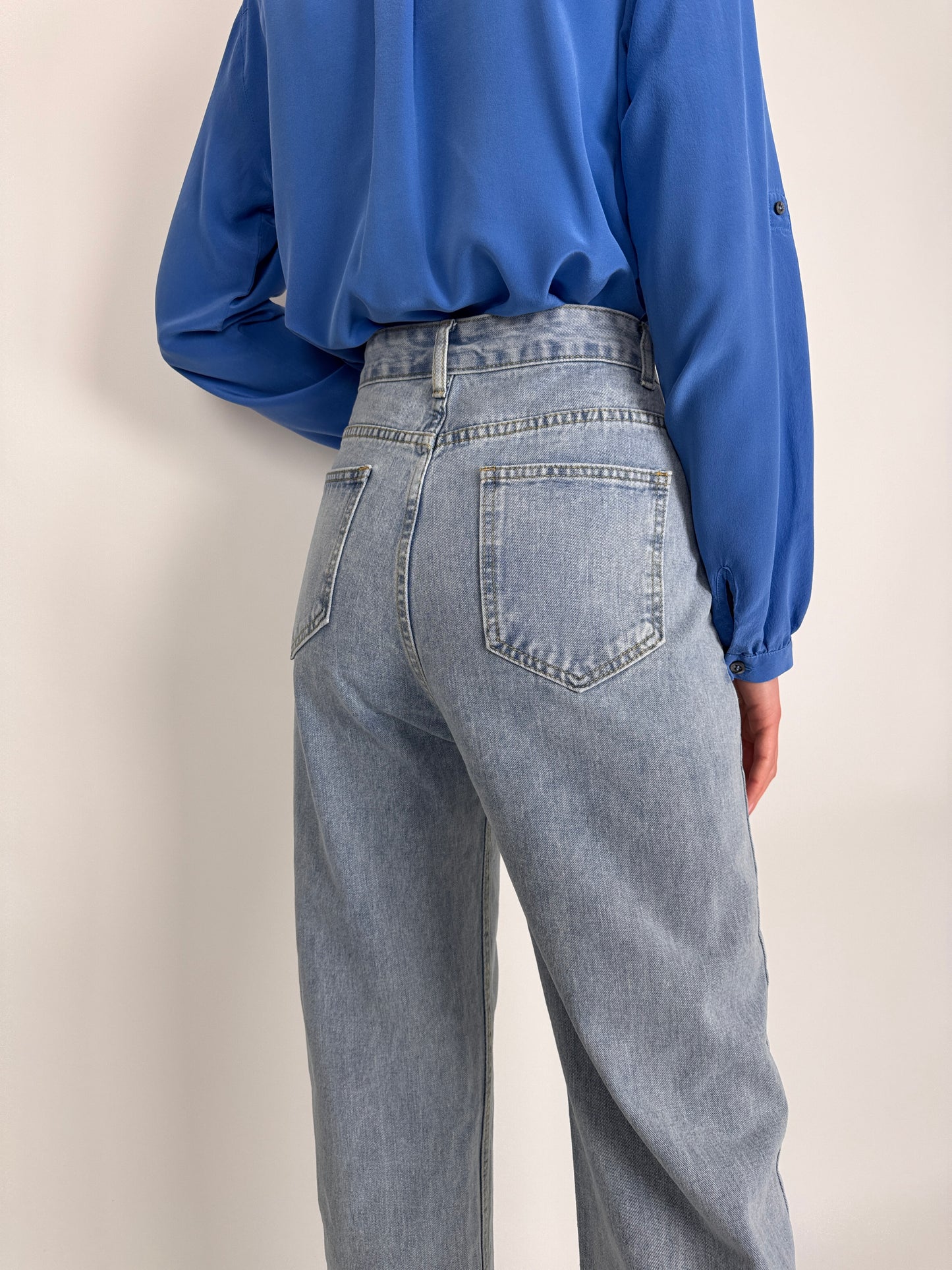 Jeanși tall cu talie ultra înaltă light wash