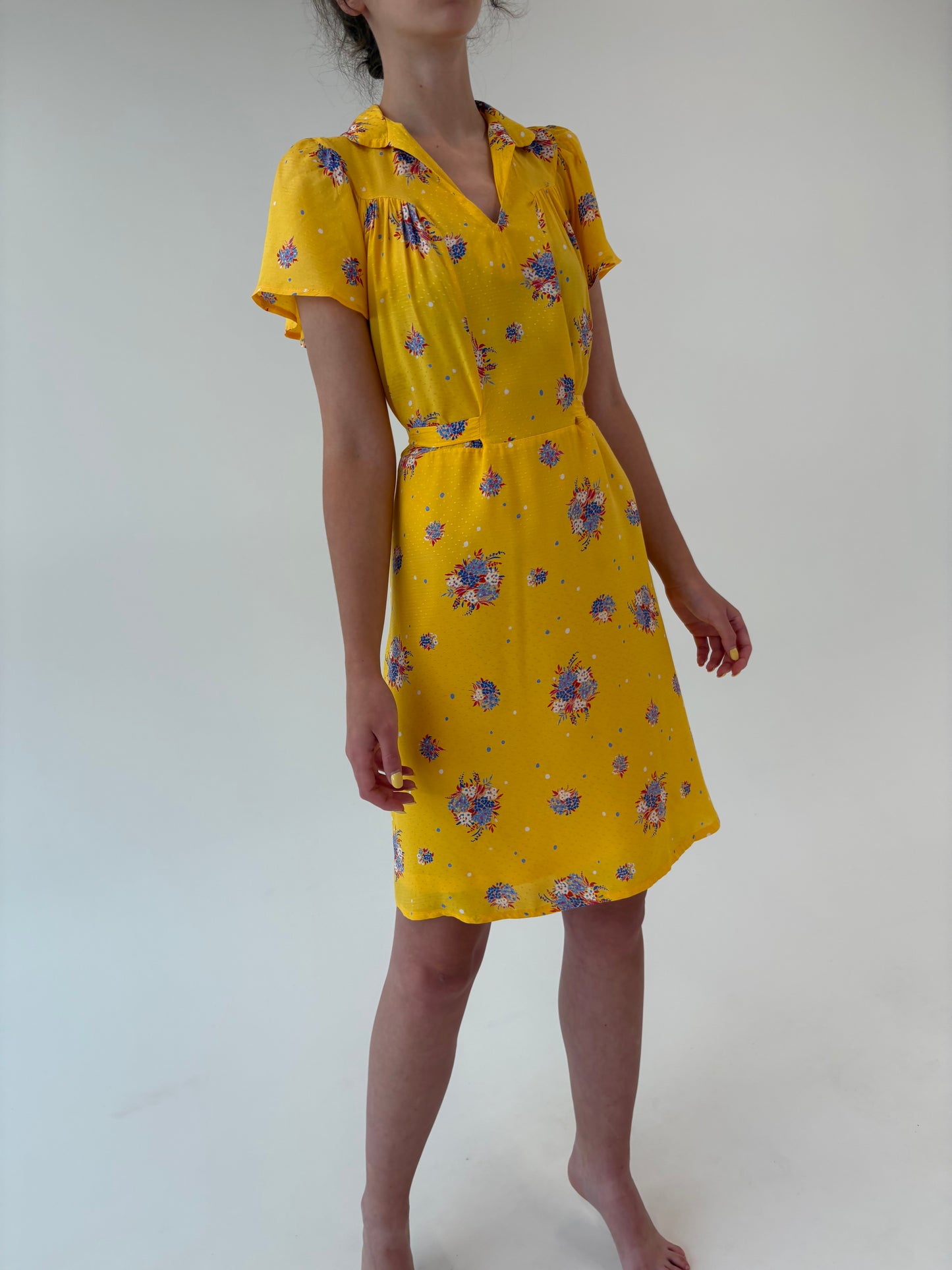 Rochie vintage cu guler Peter Pan și talie marcată reglabilă