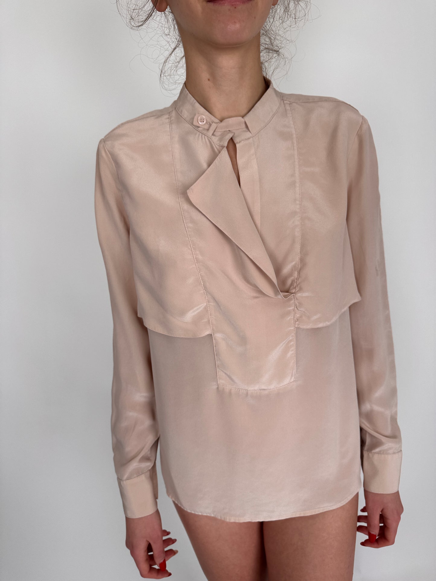 Cămașa powder pink in croi deosebit din mătase naturală