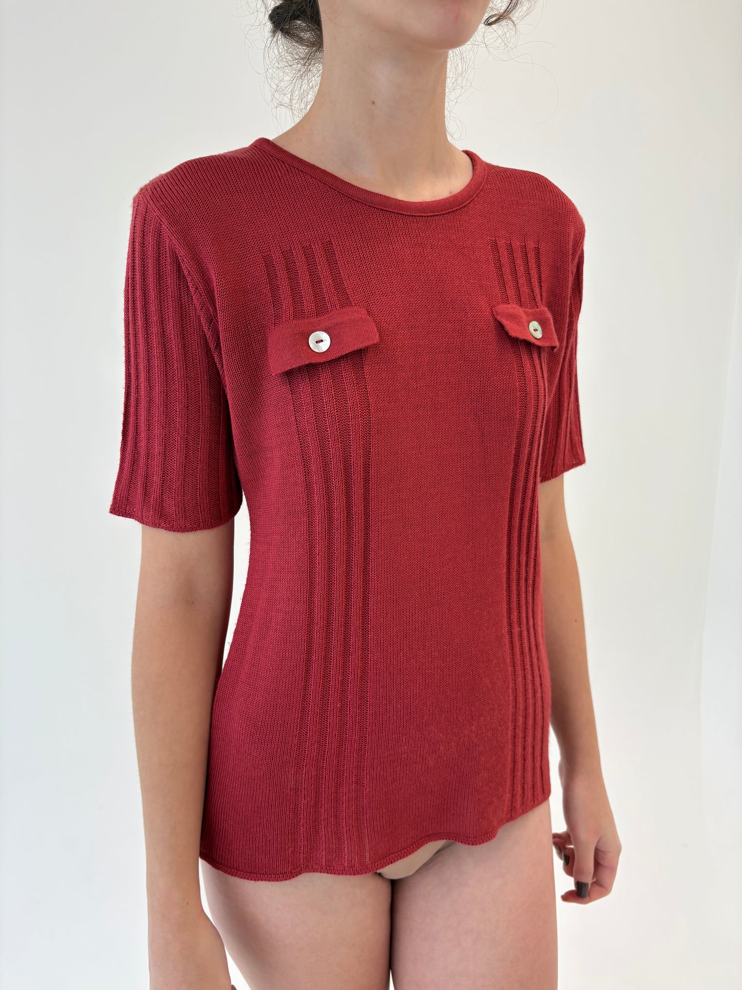 Top ușor cambrat Marsala red din lana extrafina