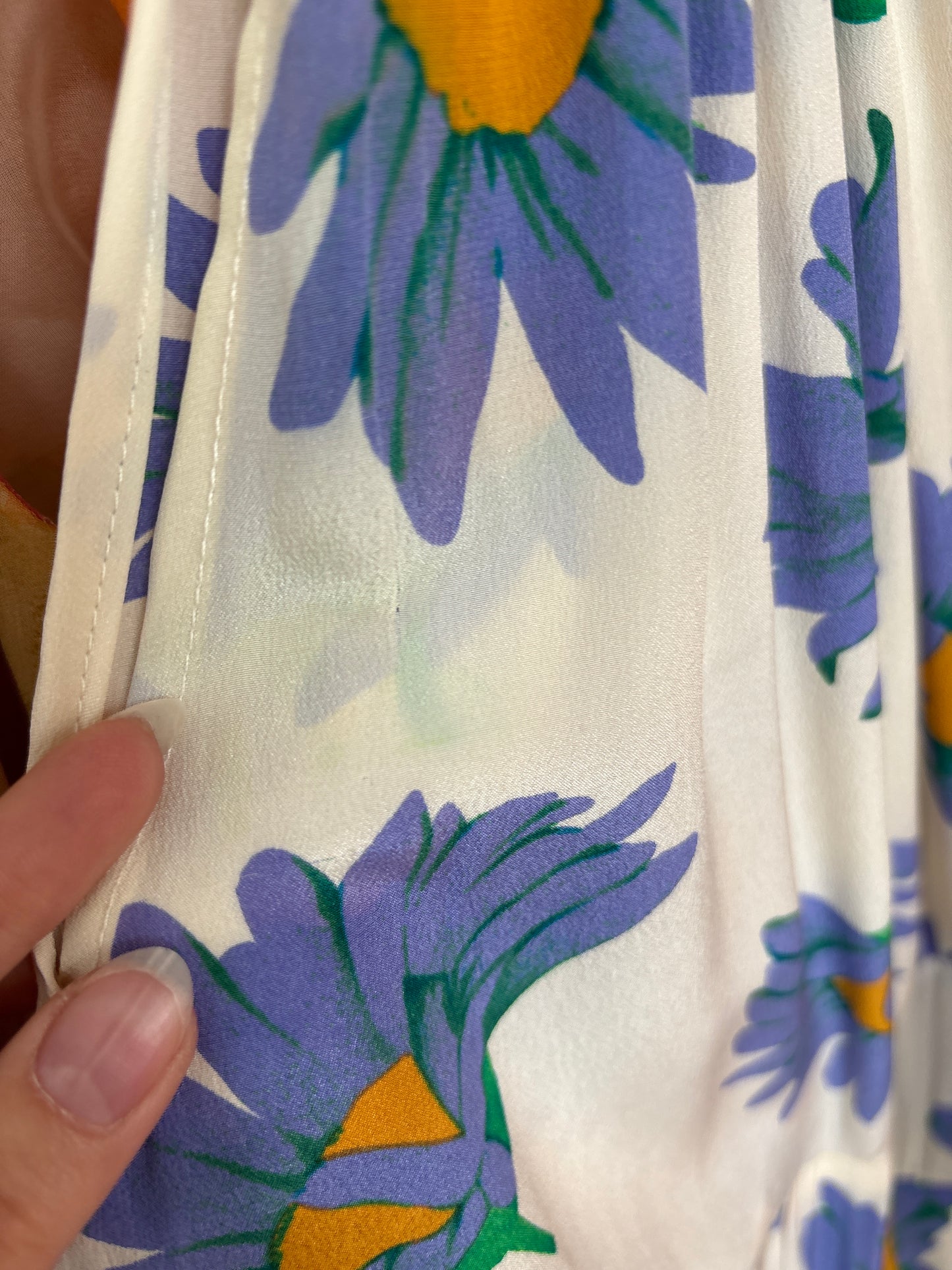 Rochie vintage din mătase naturală butter white cu print floral superb