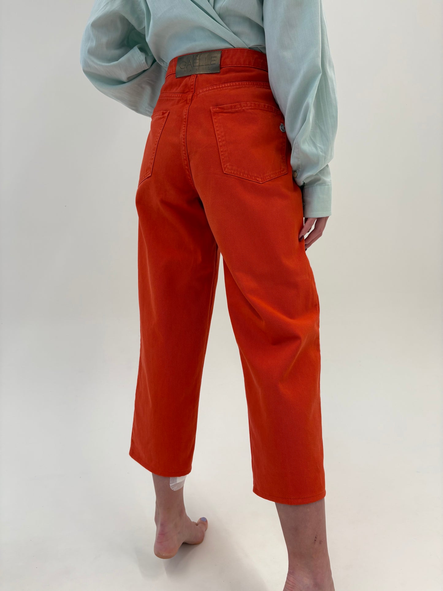 Jeans de brand premium italian Barrel petite cu talie ultra înaltă