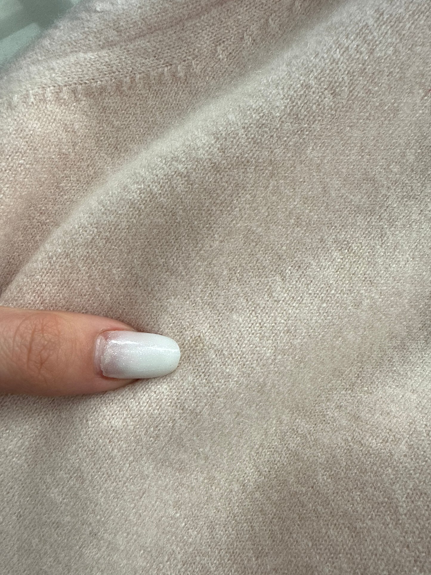 Top powder pink din cașmir