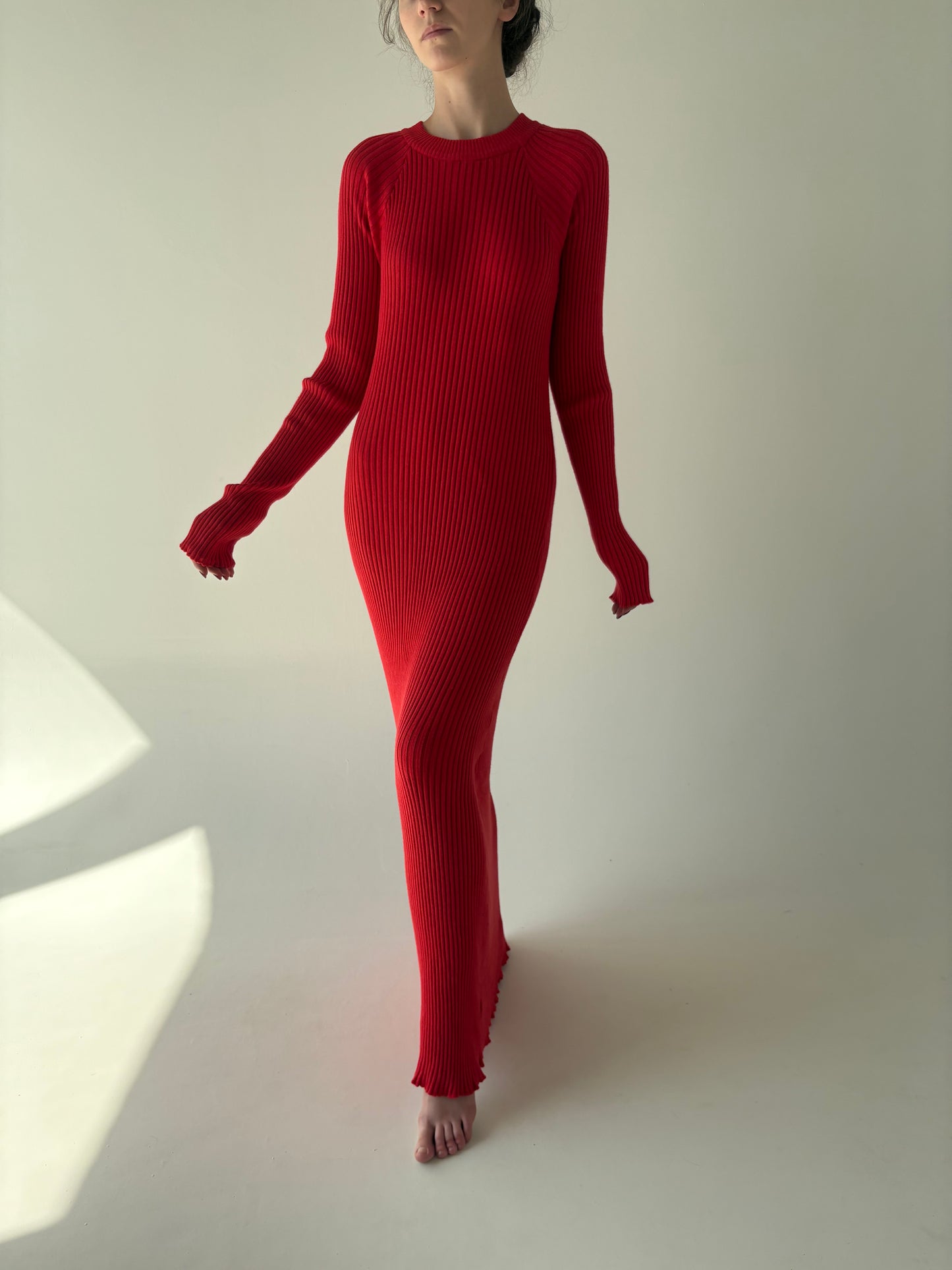 Rochie maxi tall din jerse ribbed de gramaj mare cherry red