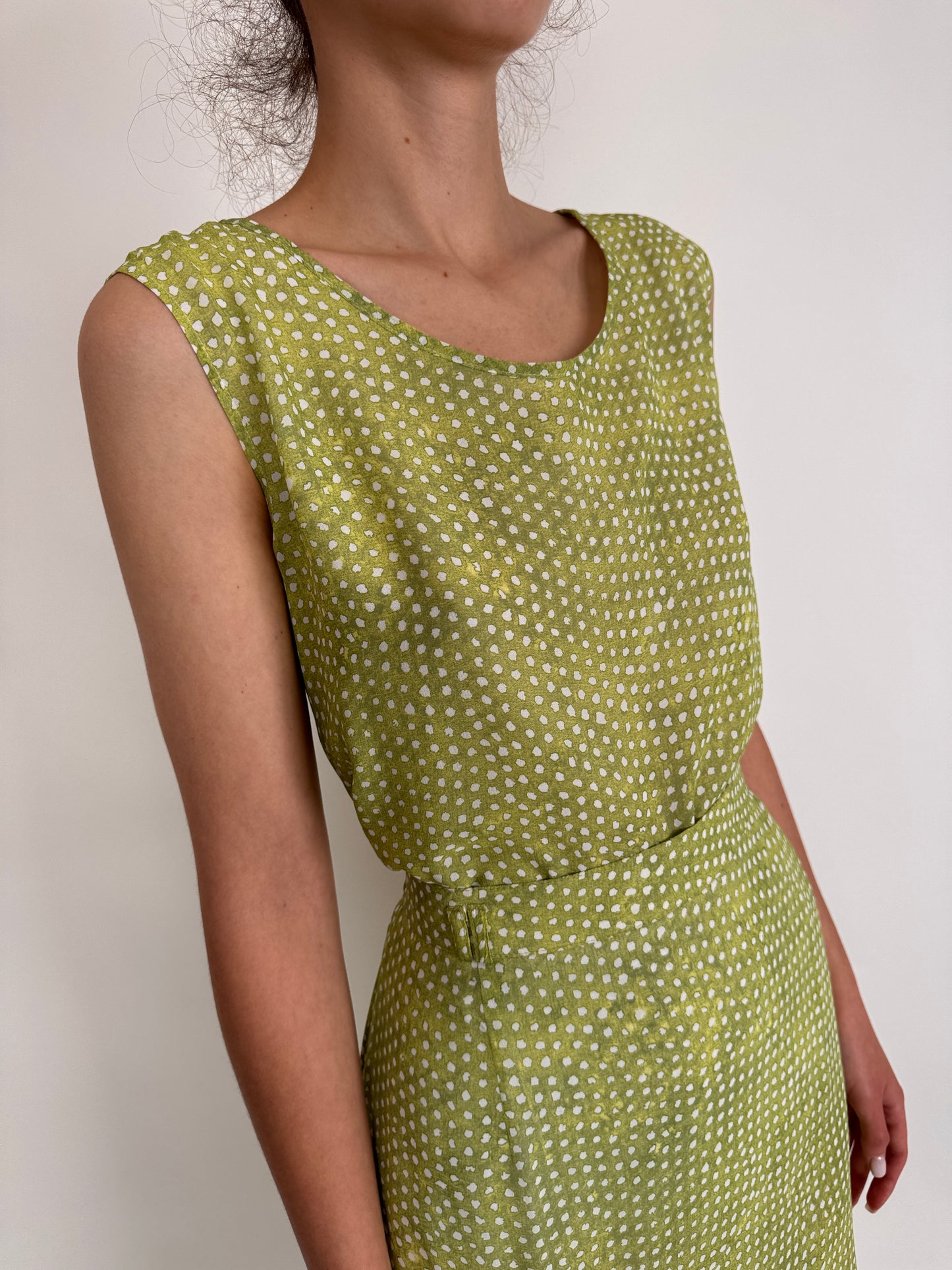 Set vintage în croi minimalist seaweed green cu buline și fustă maxi