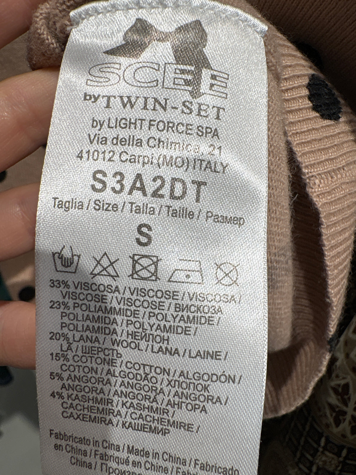 Cardigan Twinset nude cu buline și aplicații manuale din lana extrafina cu bumbac și cașmir