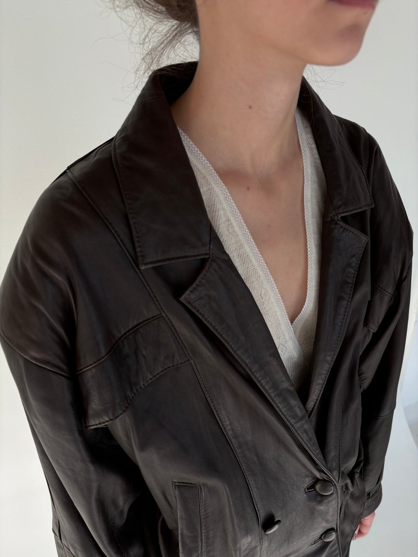 Geacă vintage cambrata din piele extrem de moale chocolate brown