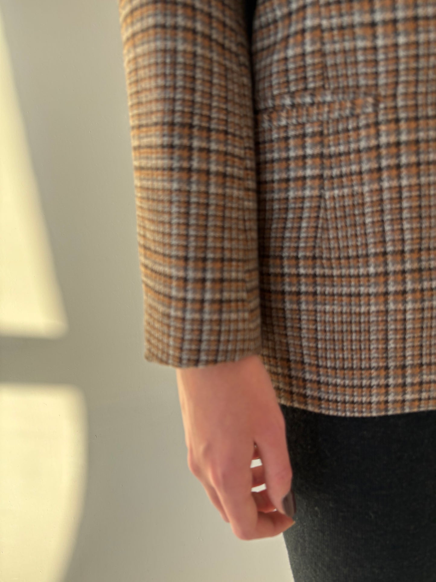 Sacou italian petigw din tweed de lana extrafina camel, negru și gri
