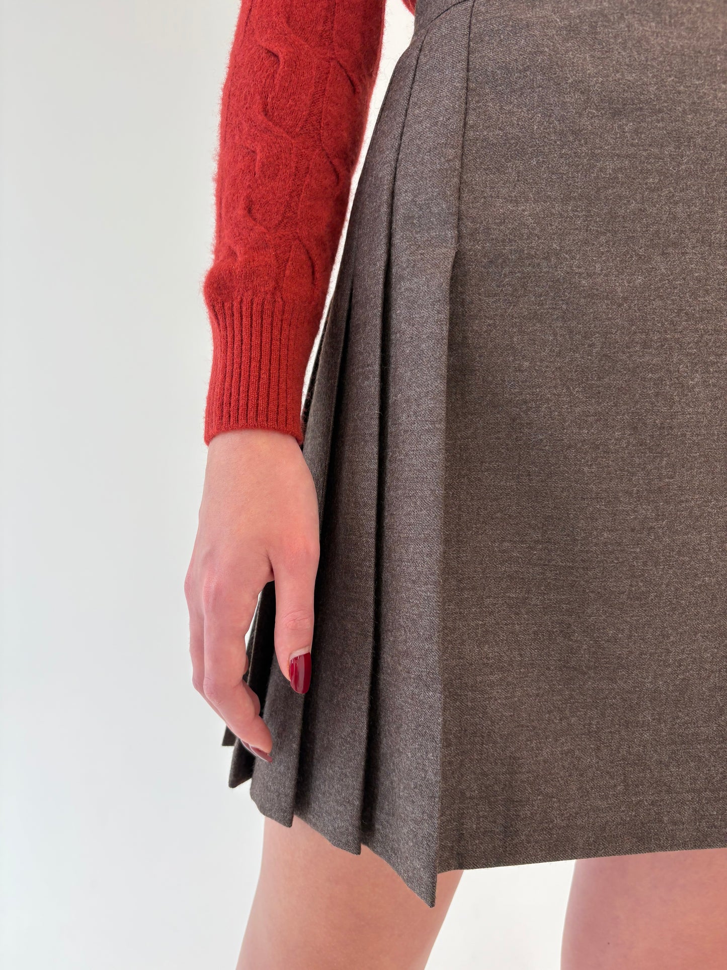 Fustă plisata italiană cafe au lait din lana extrafina