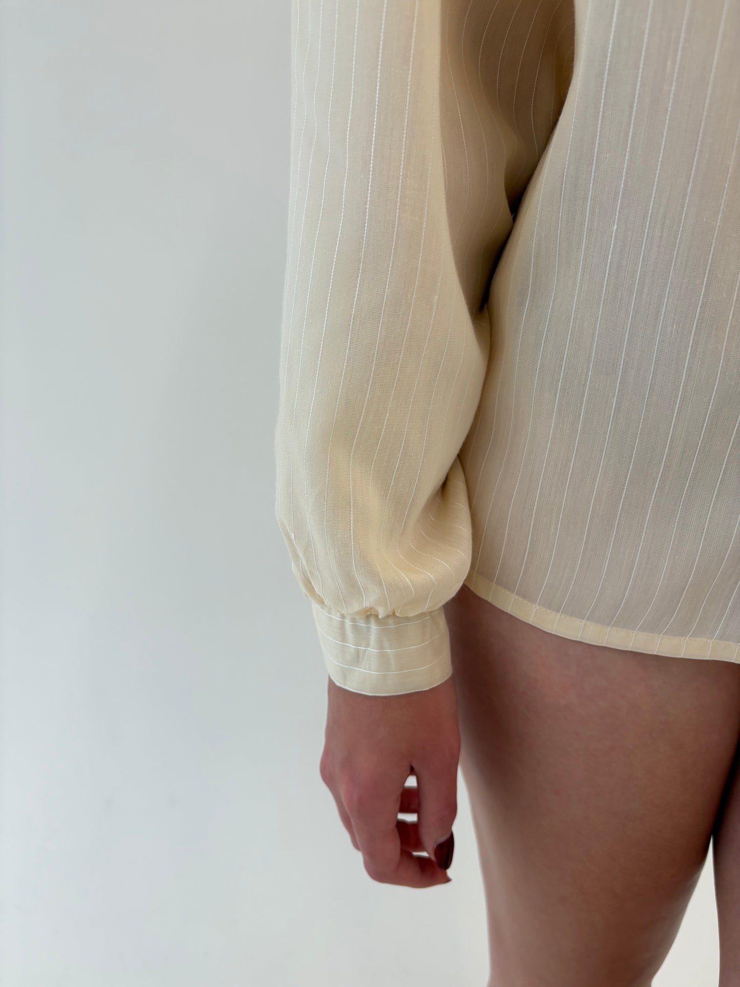 Cămașa vintage butter white din poplin moale texturat