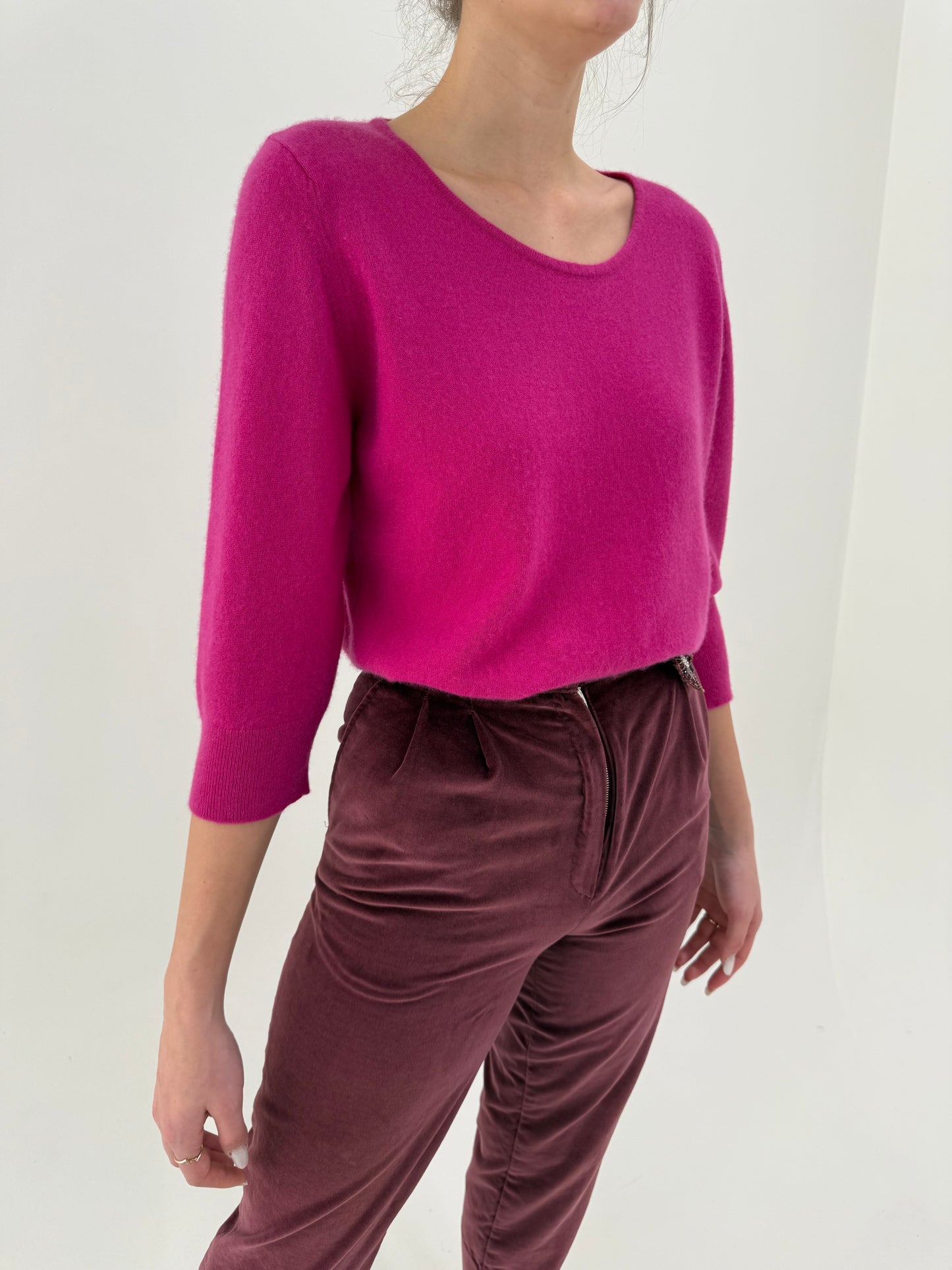 Pantaloni din catifea luxury Les Copains antique rose cu pense