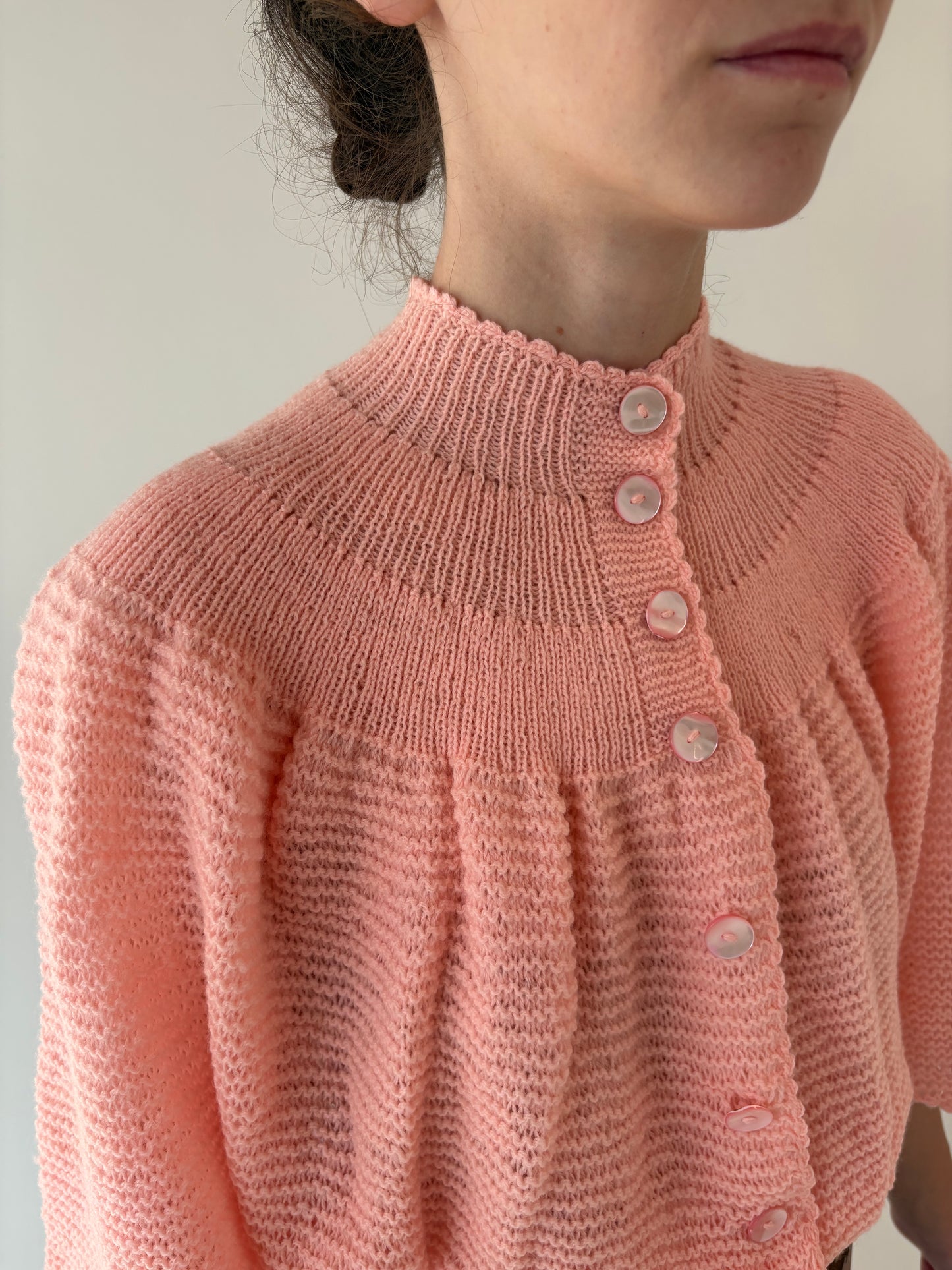 Cardigan vintage superb salmon pink din lana extrafina ușoară