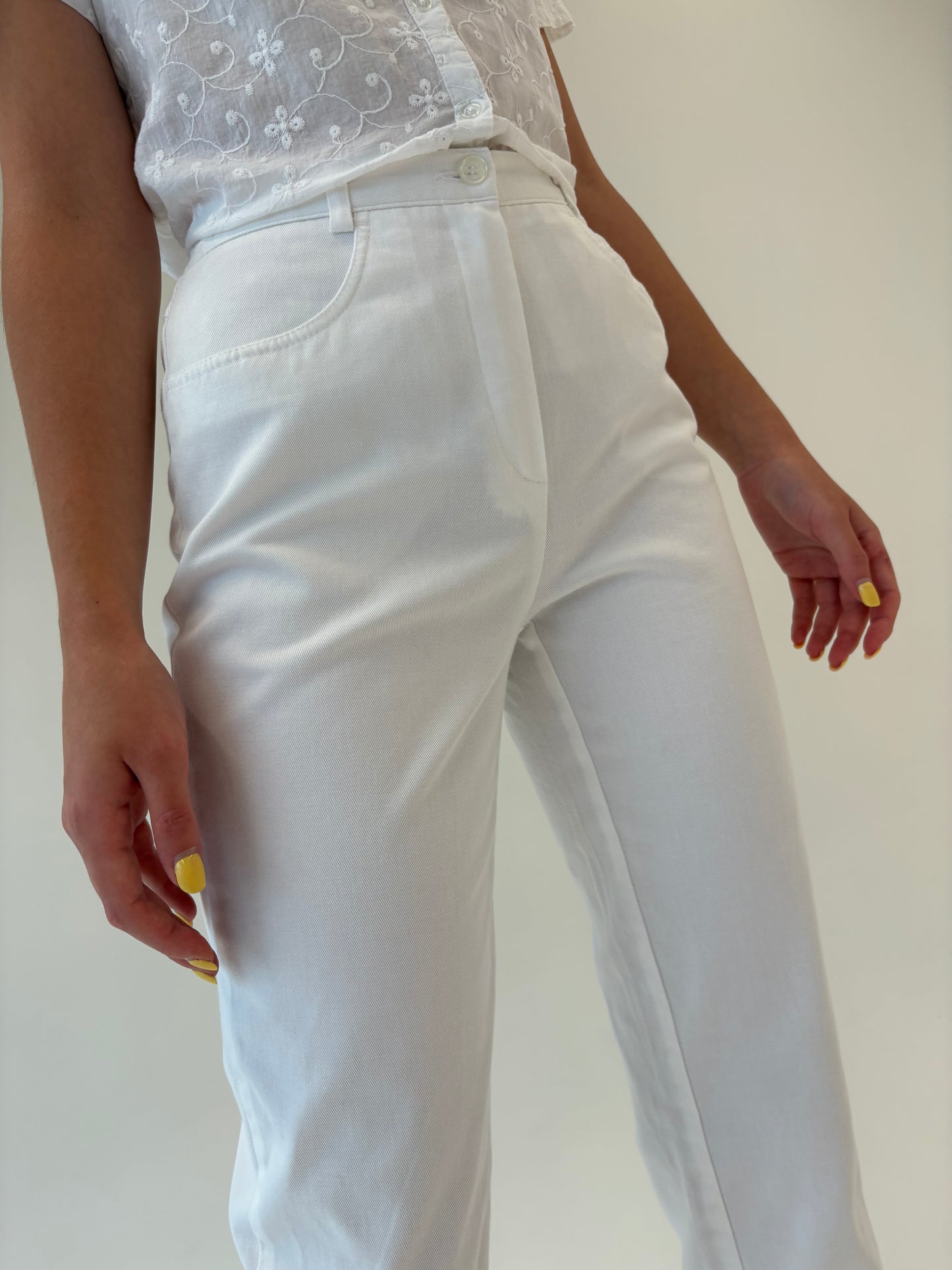 Jeans vintage modelator petite cu talie înaltă