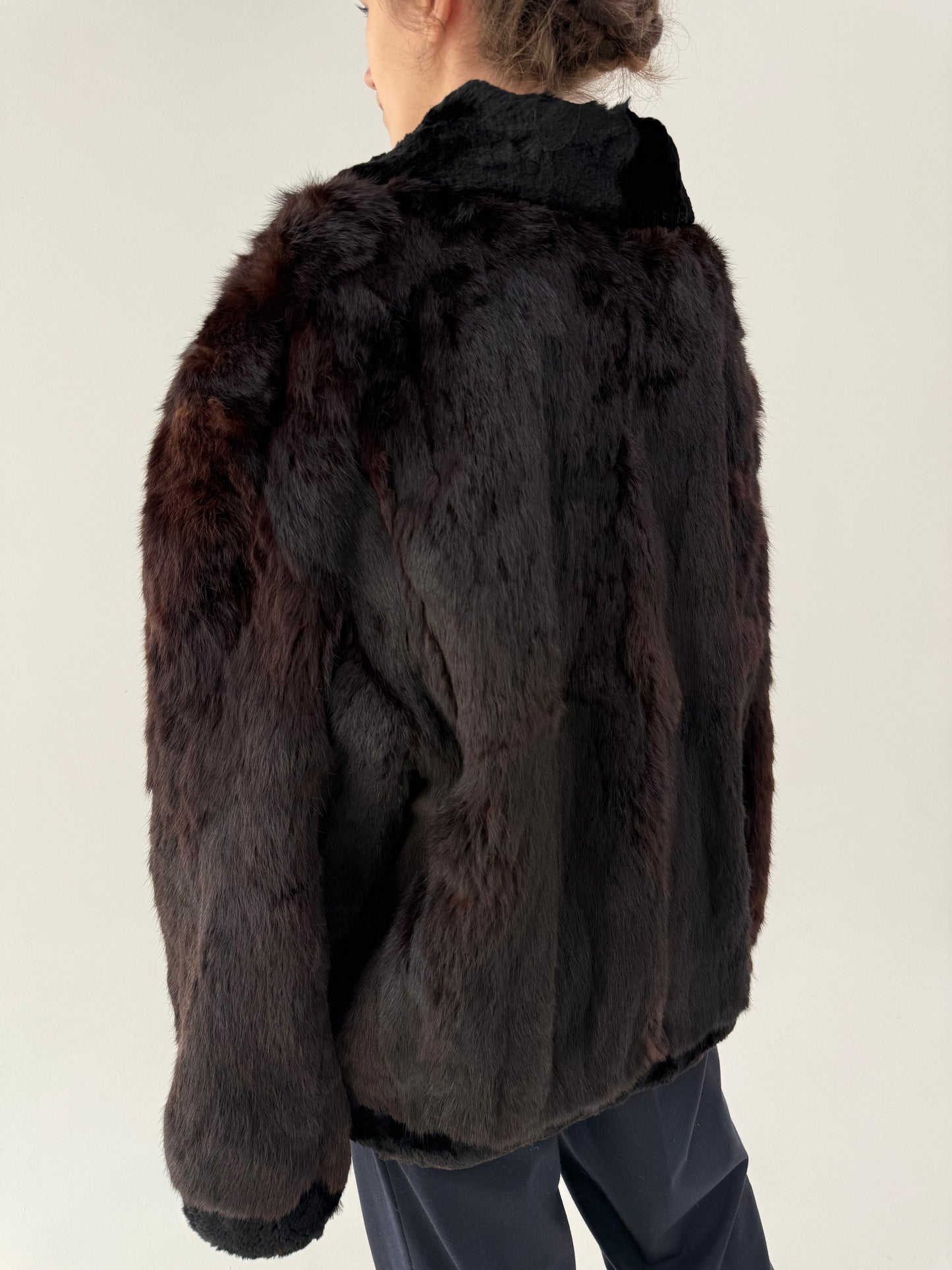 Blană naturală tall din Rex Rabbit în croi tip bomber