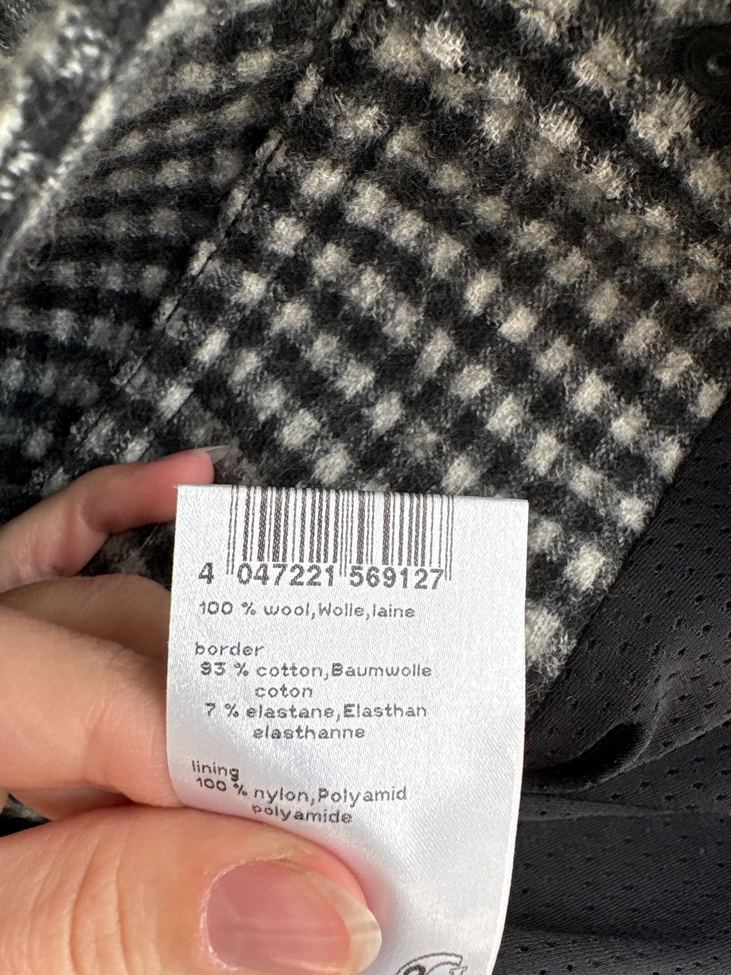 Jacheta Luxury Marc Cain în stil biker din stofă plină de lana excepțională
