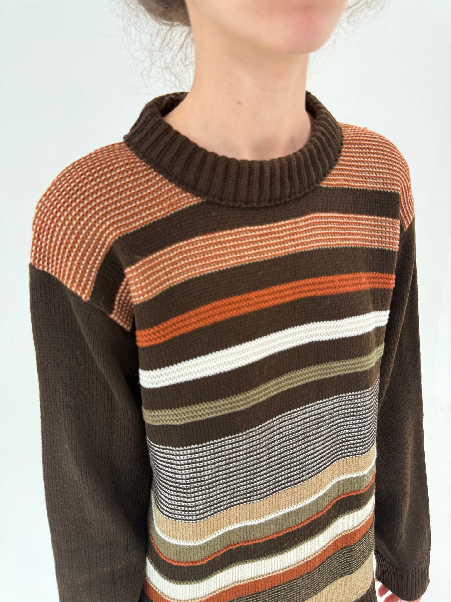 Pulover texturat în nuanțe superbe din lana merino extrafina groasă