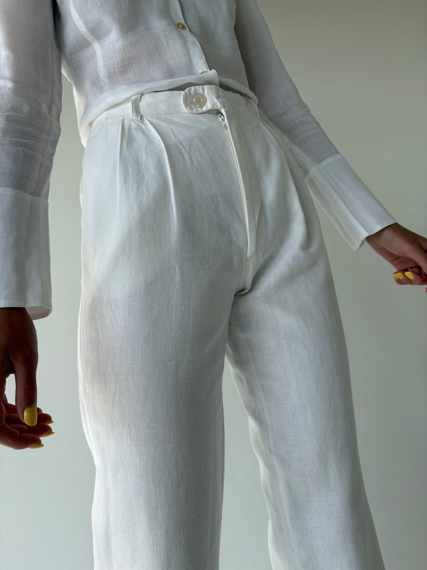 Pantaloni premium italienești cu pense din pânză moale de in și bbc