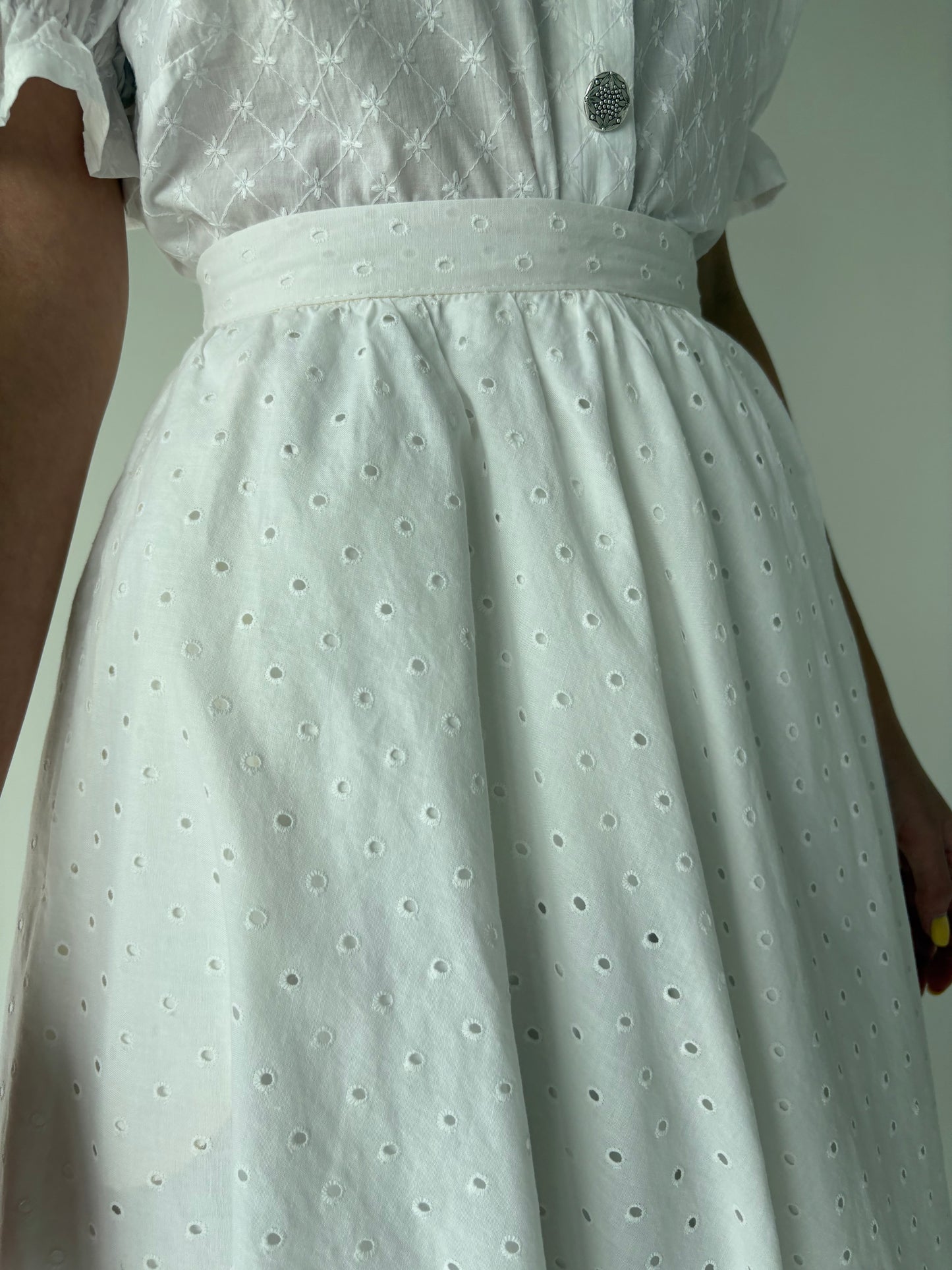 Fustă vintage extrem de amplă integral broderie anglaise