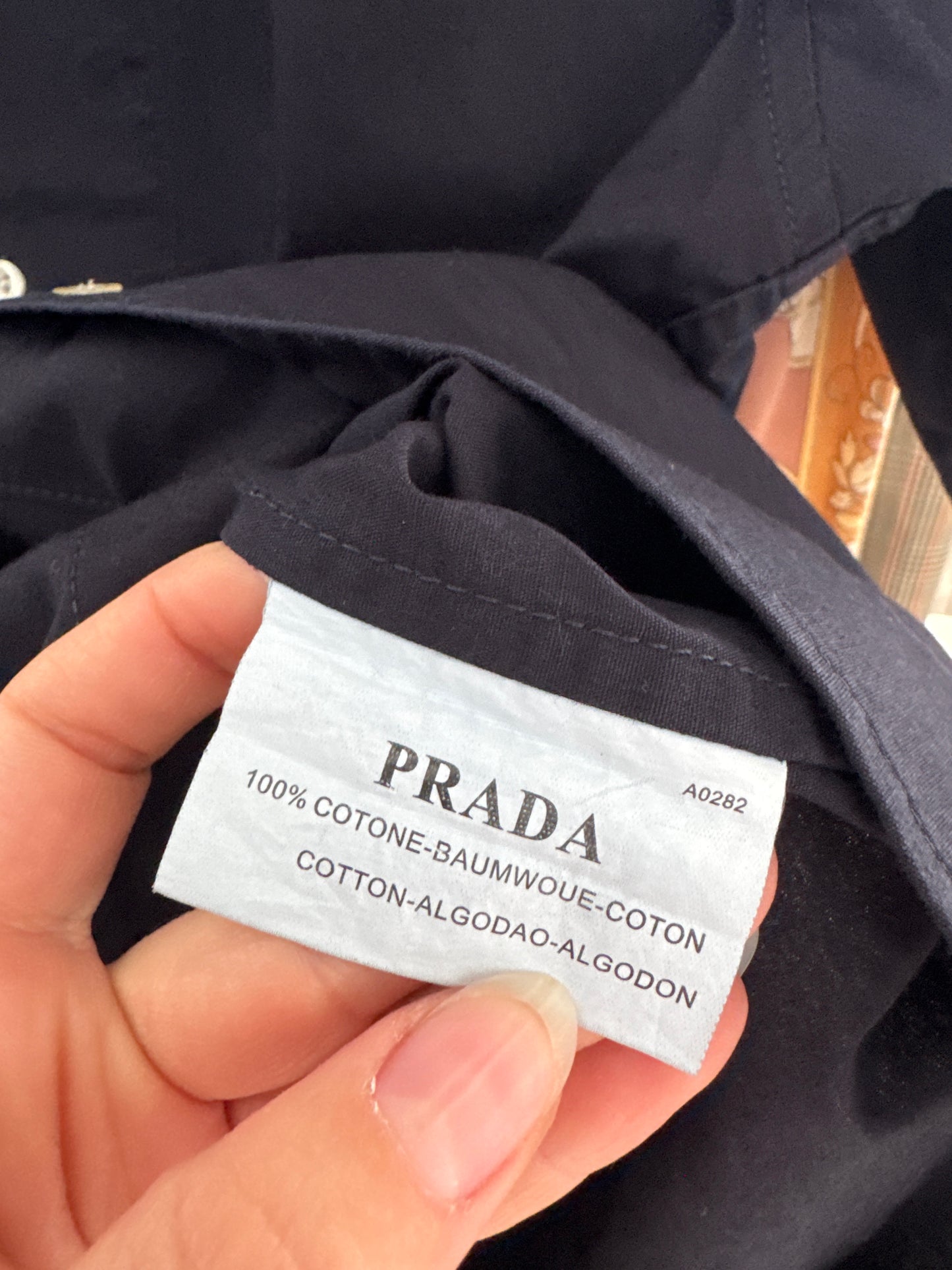 Cămașa vintage Prada cu influențe casual din poplin de bumbac