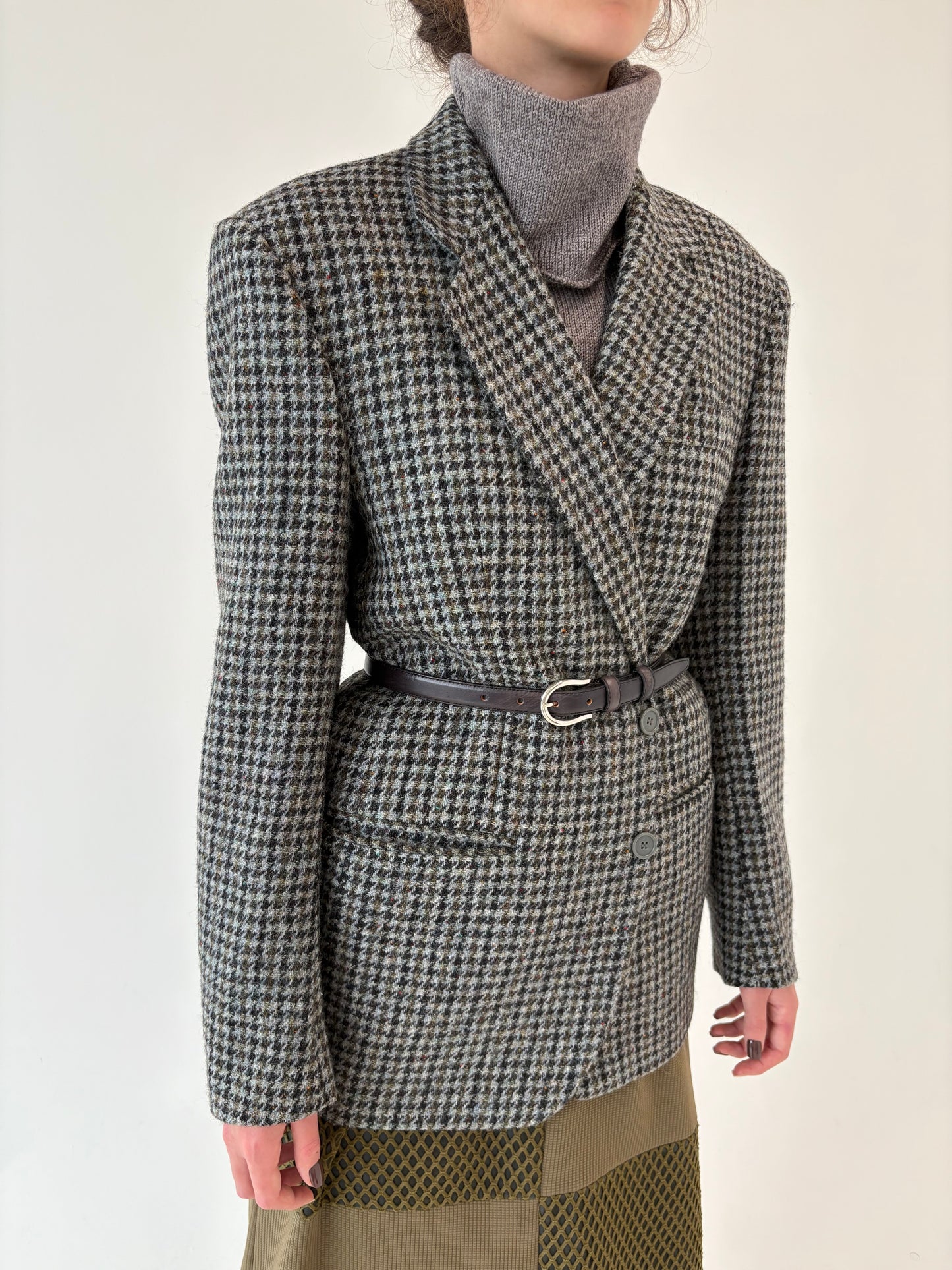 Sacou din tweed de lana plină extrafina pied de coq în culori neutre