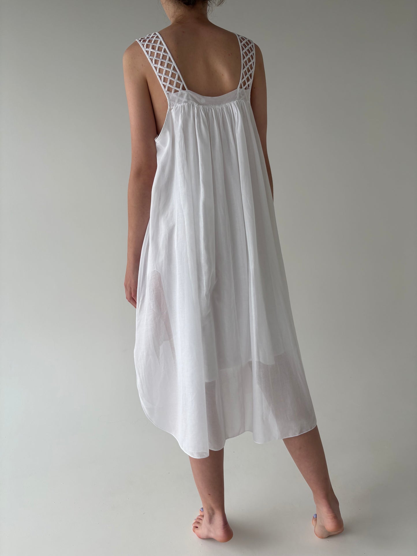 Rochie vintage superbă în croi amplu din cea mai fină