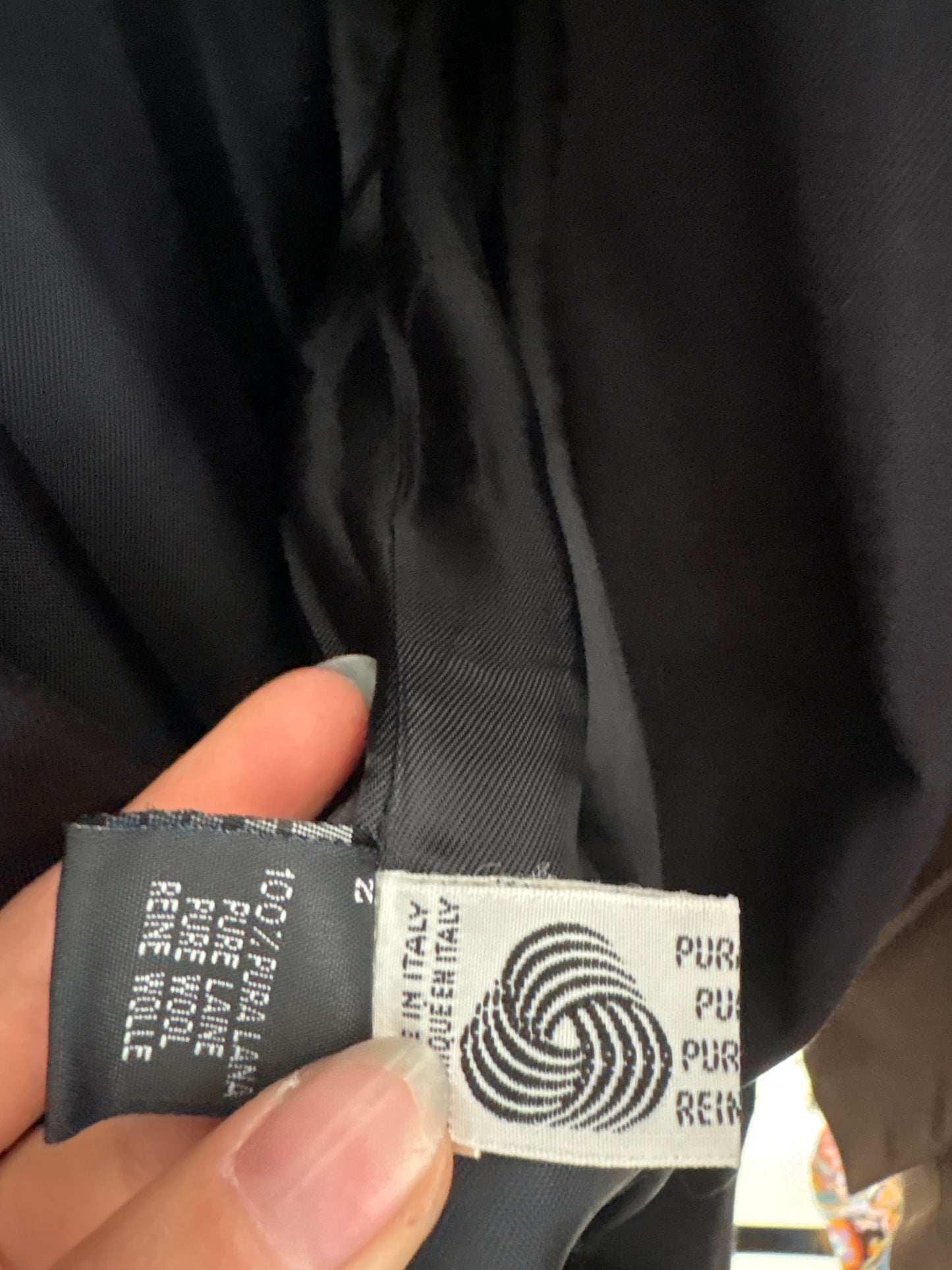Sacou vintage din lana pura extrafina certificată cu feronerie aurie