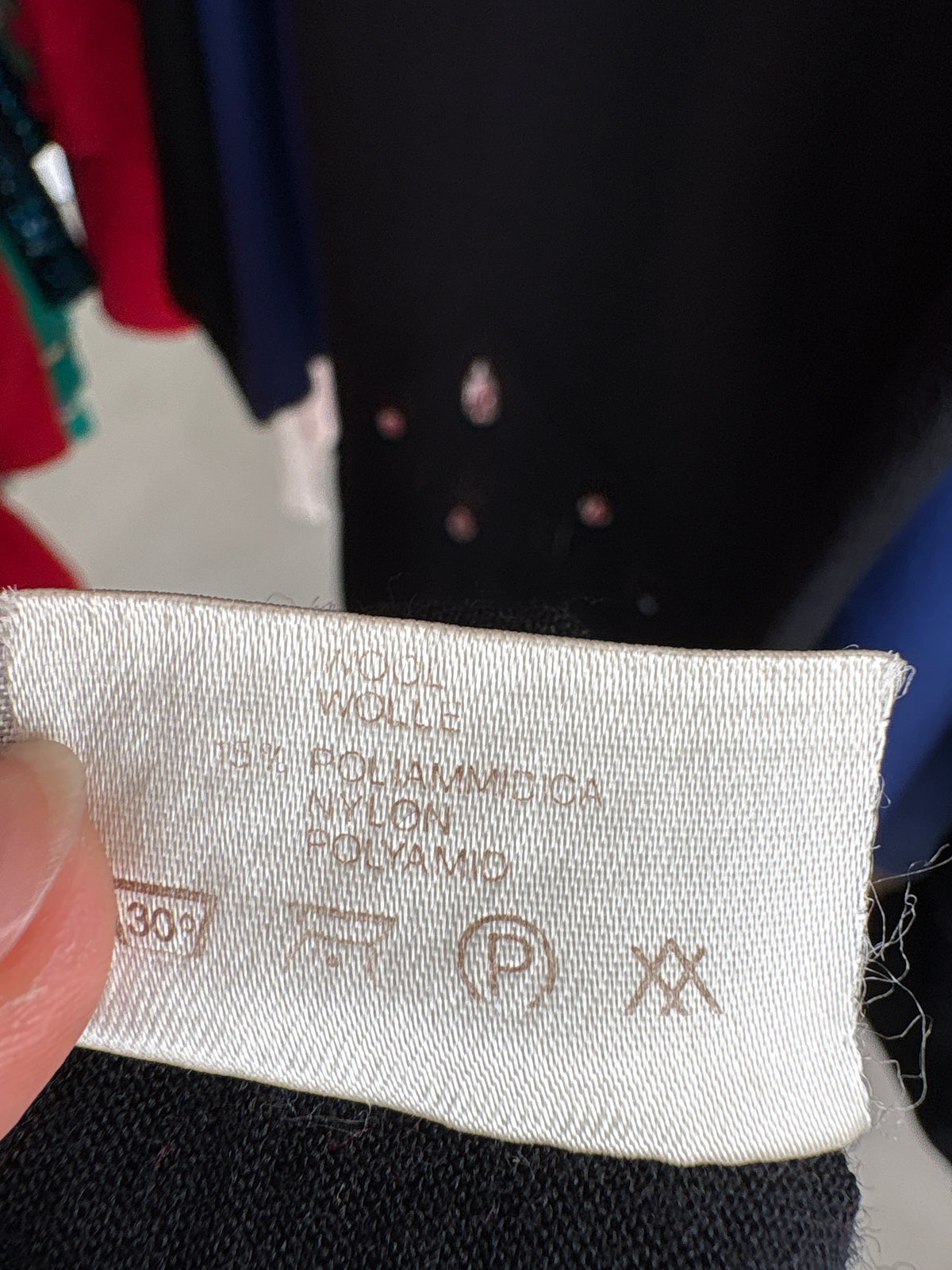 LBD vintage italiană din tricot excepțional de lana extrafina cu aplicații manuale