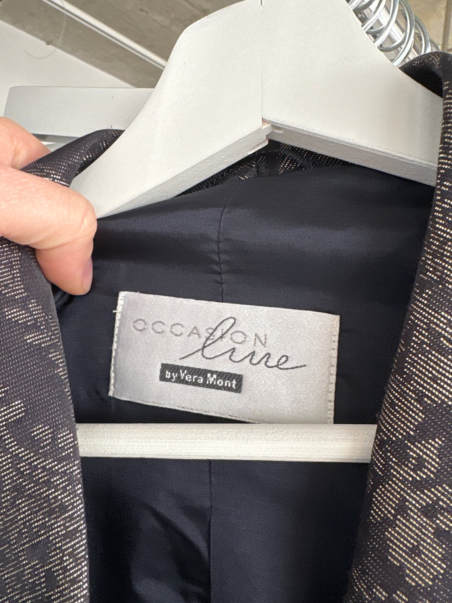 Sacou vintage elegant din jacquard superb auriu antichizat pe negru