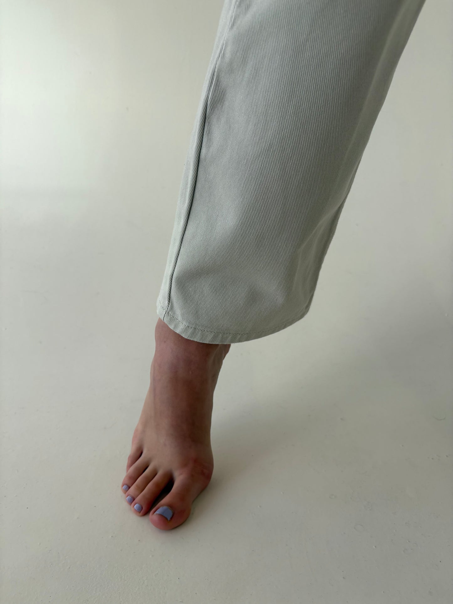 Jeans vintage premium off white tall din bumbac gros cu ținuta