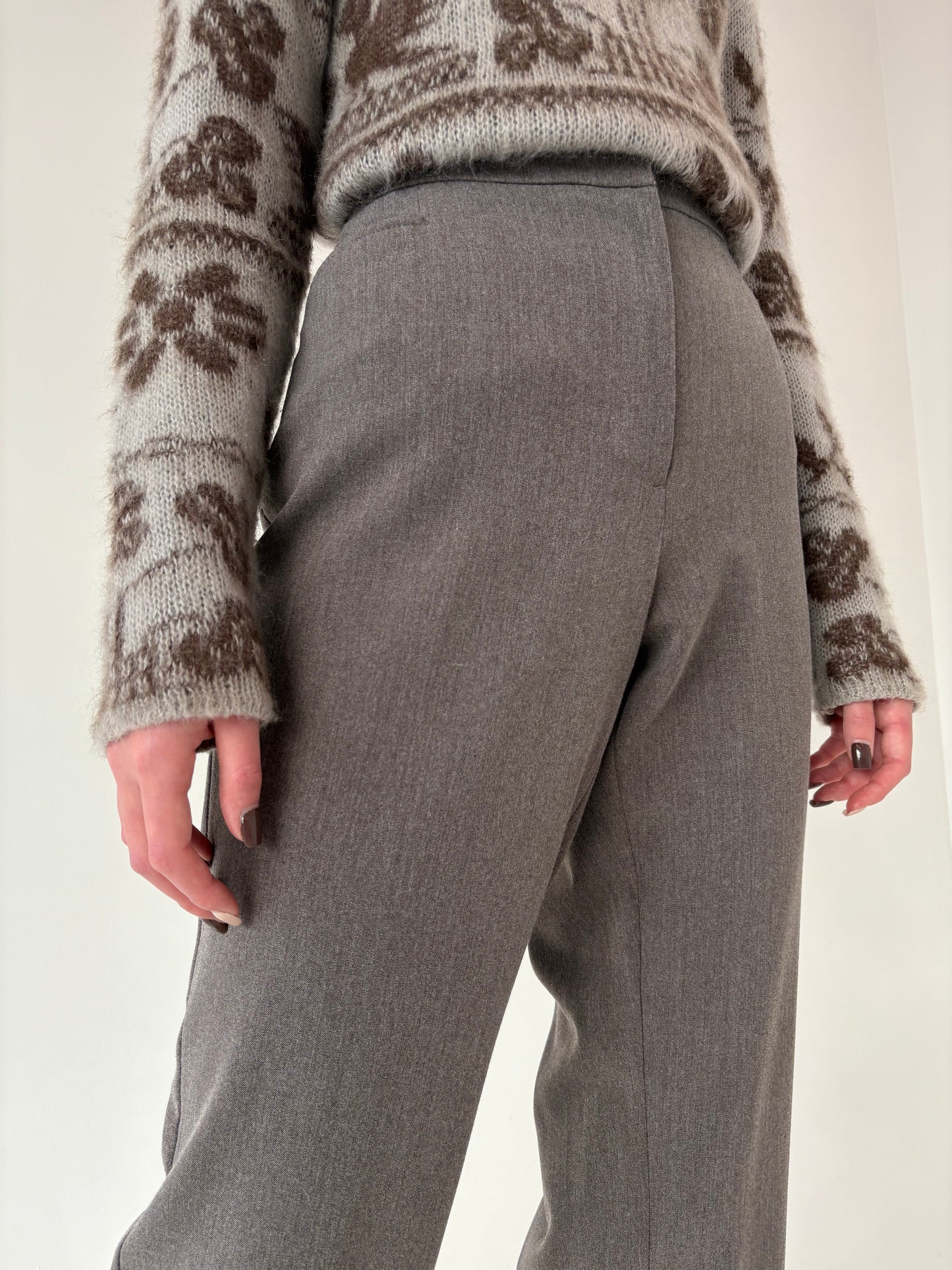 Pantaloni light taupe din stofita ultra confort modelatoare în croi clasic