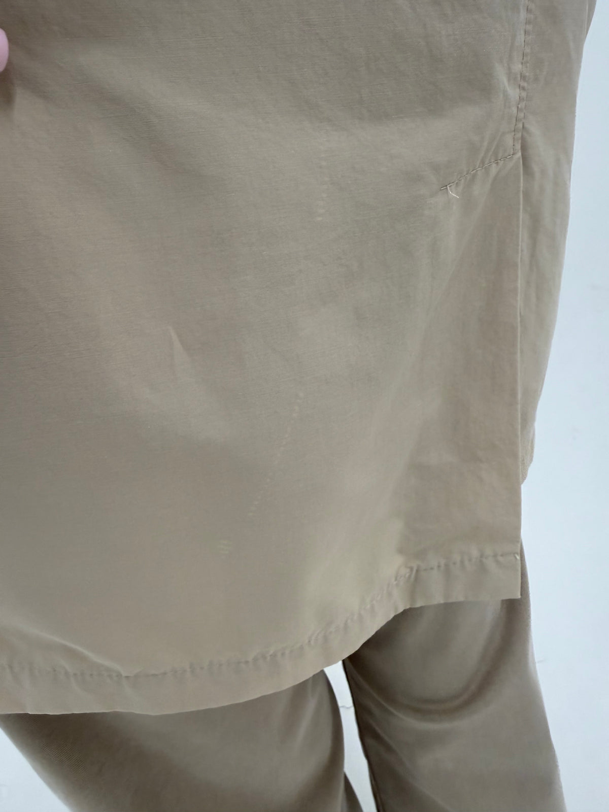 Trebch Hugo Boss clasic camel impermeabil