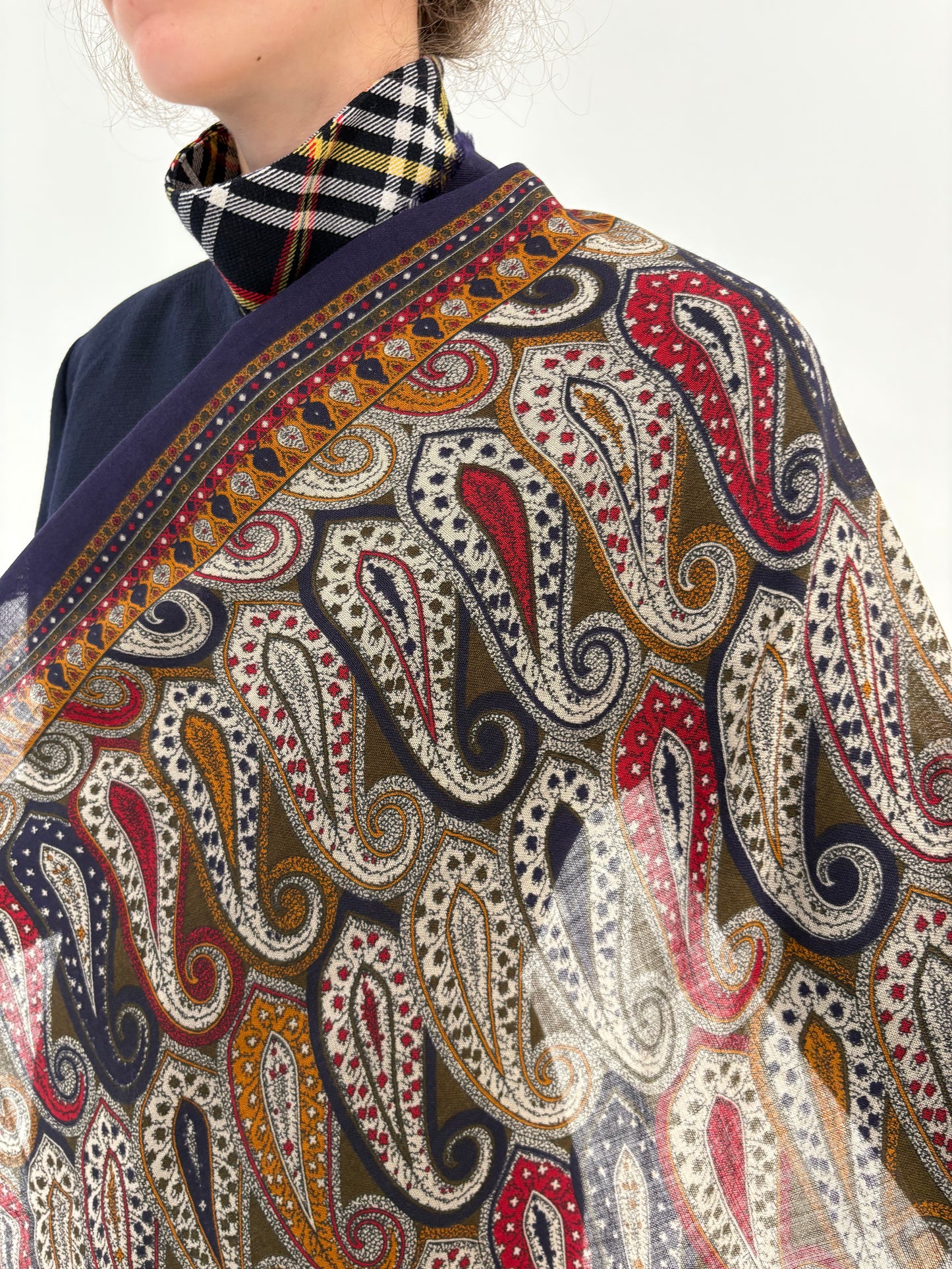 Eșarfă XXXXL din lana extrafina cu print paisley