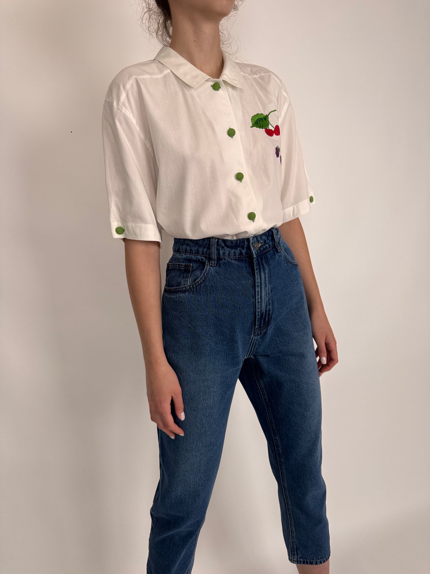 Jeans vintage petite cu talie ultra înaltă marcată cu detalii chic