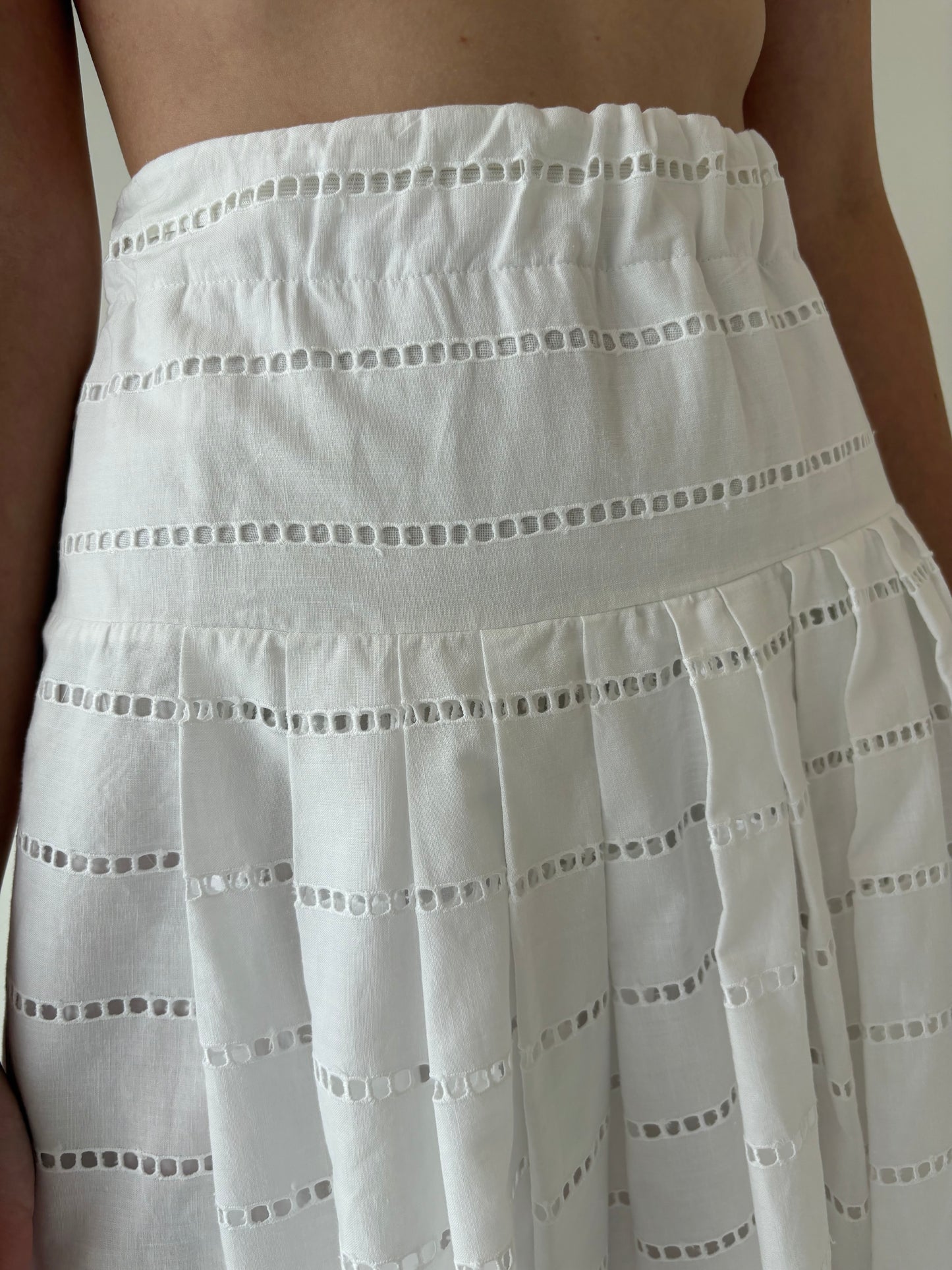 Set vintage cu sacou cambrat spectaculos integral brodat