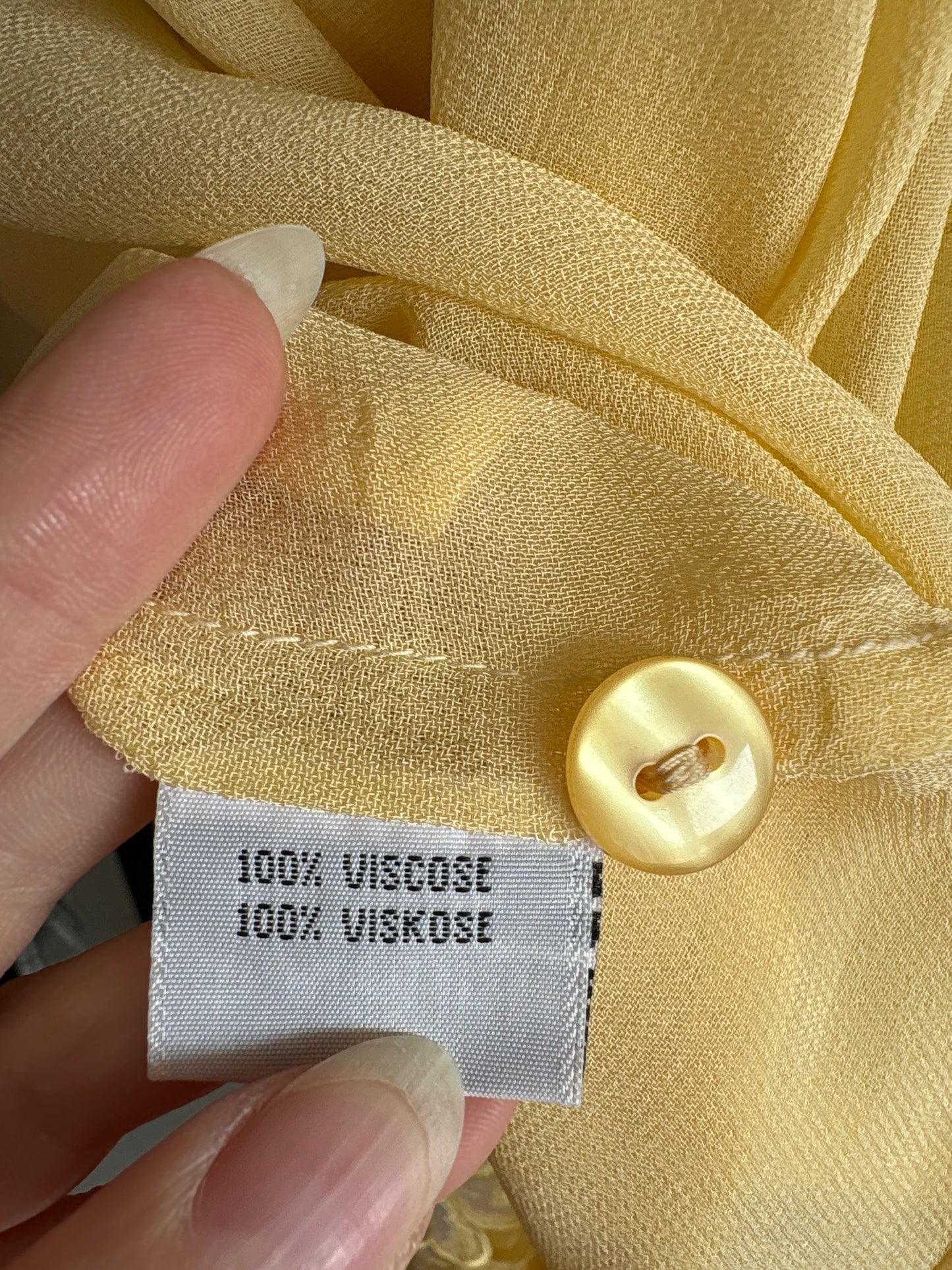 Cămașa super vaporoasă butter yellow in croi lejer cropped