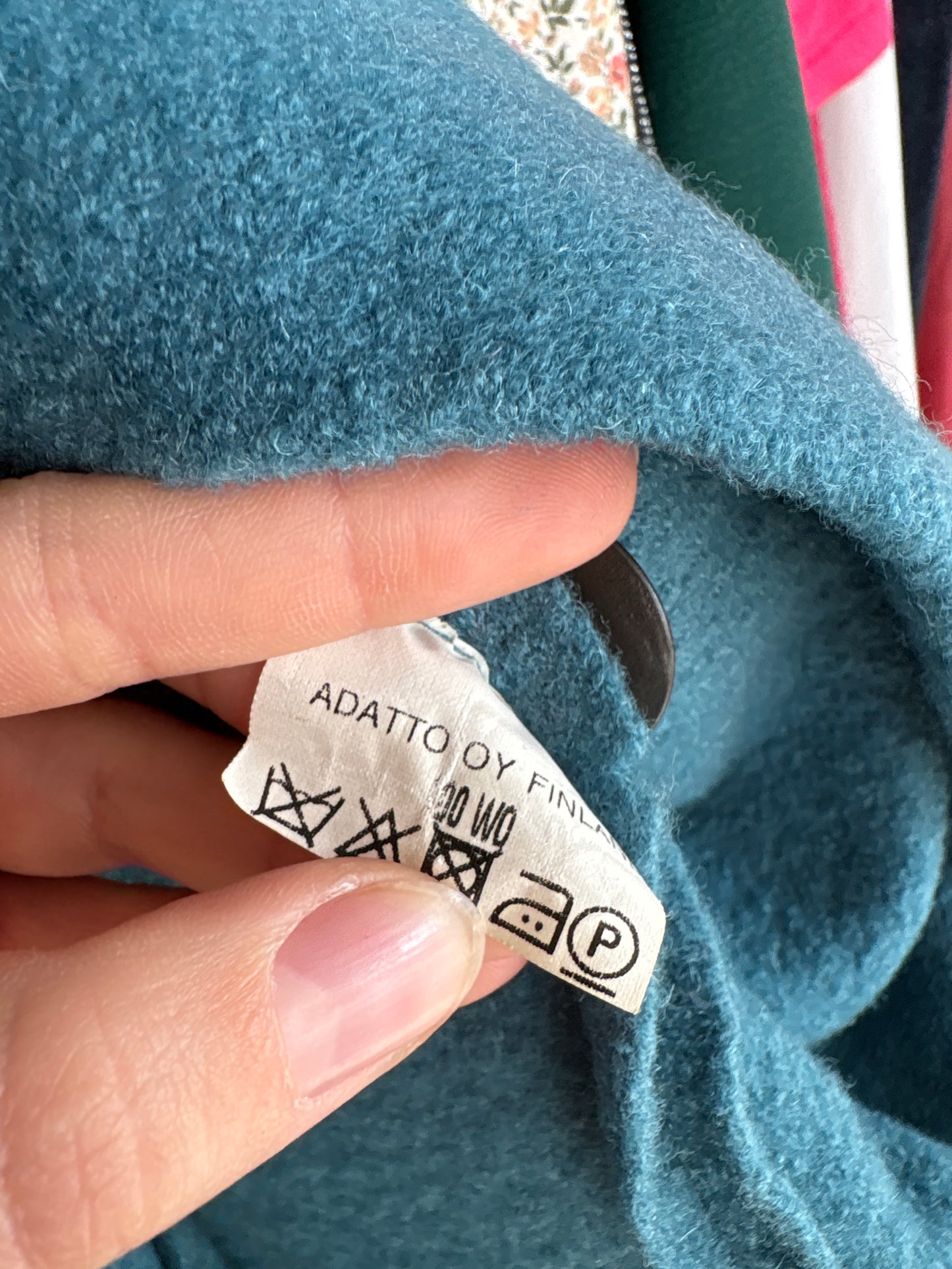 Sacou în croi minimalist oversized din very light boiled wool