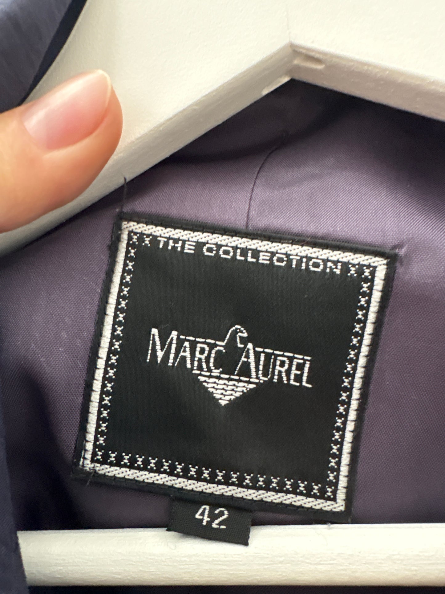 Costum din mătase naturală dupioni cu fustă creion și jachetă cambrata