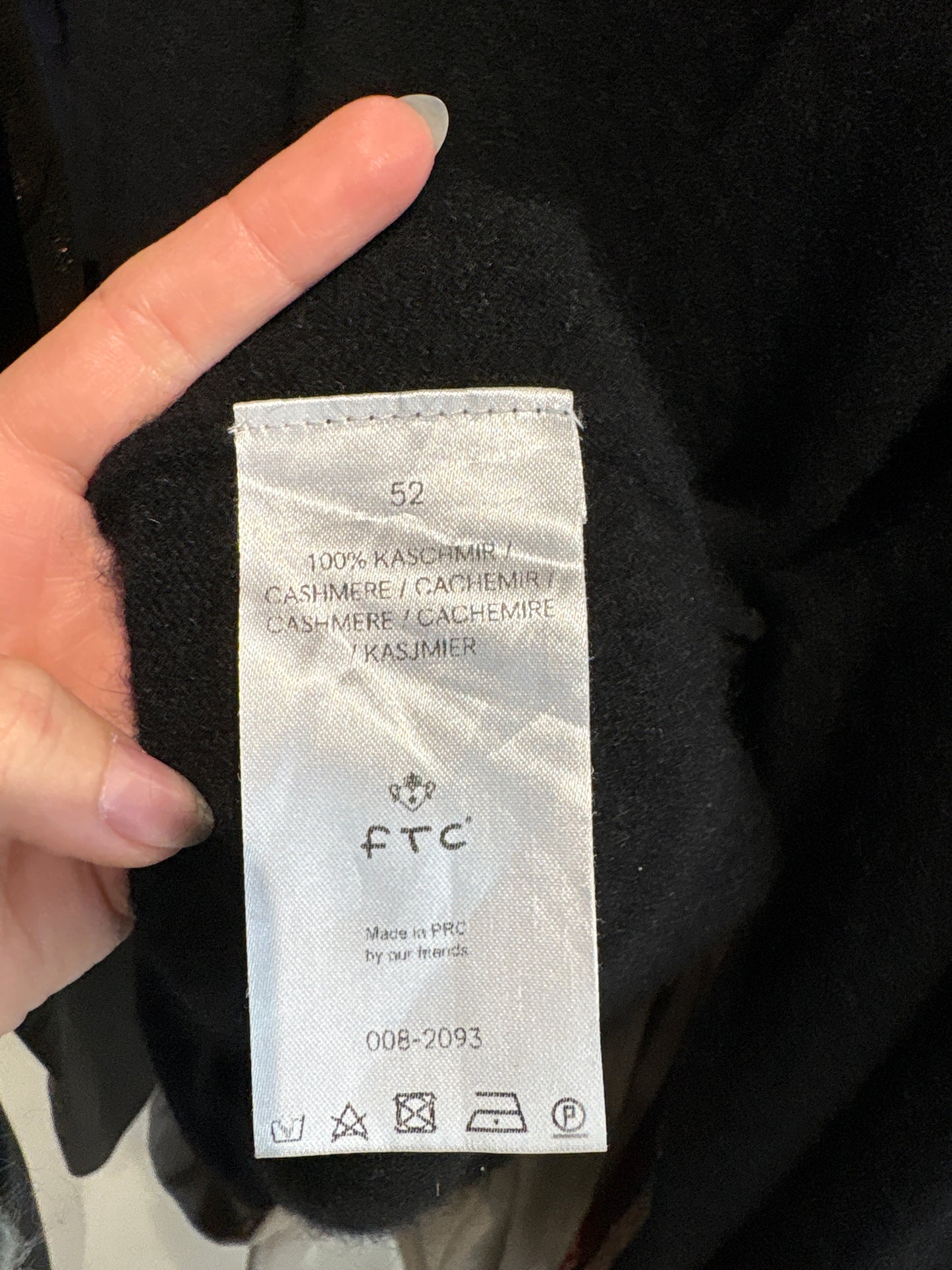 Maleta neagră din cașmir multiply