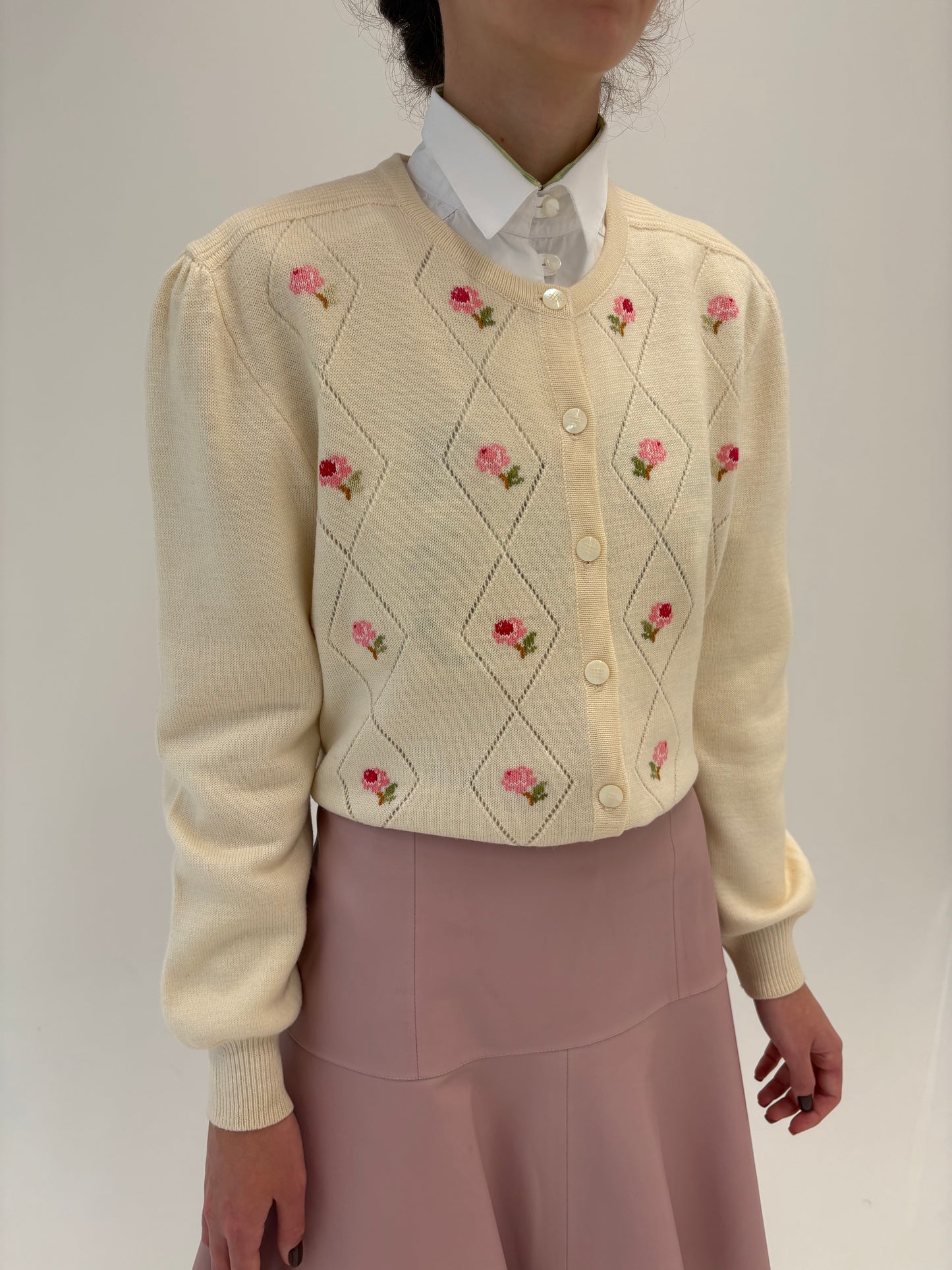 Cardigan vintage excepțional butter white din lana merino de gramaj mare