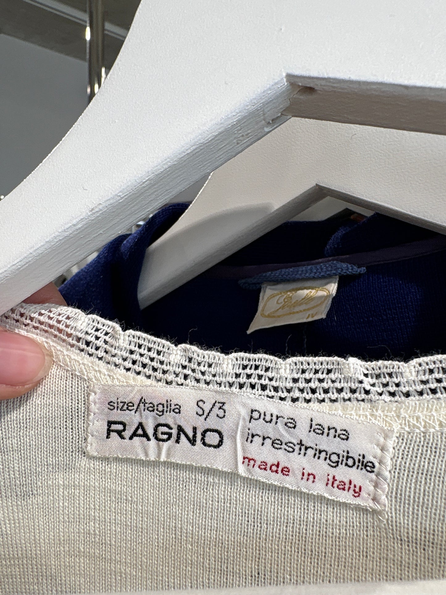 Top premium italian cambrat din lana pura extrafina irestringibila