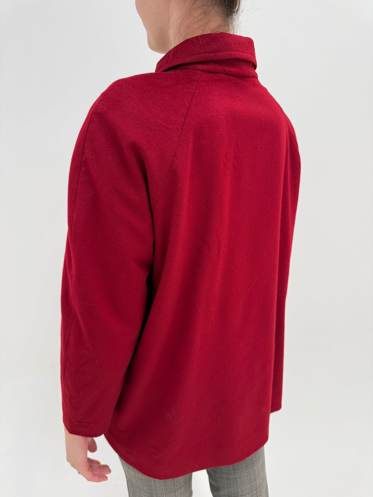 Palton scurt vintage whine red din lana extrem de fină cu nasturi bijuterie în croi A-line petite