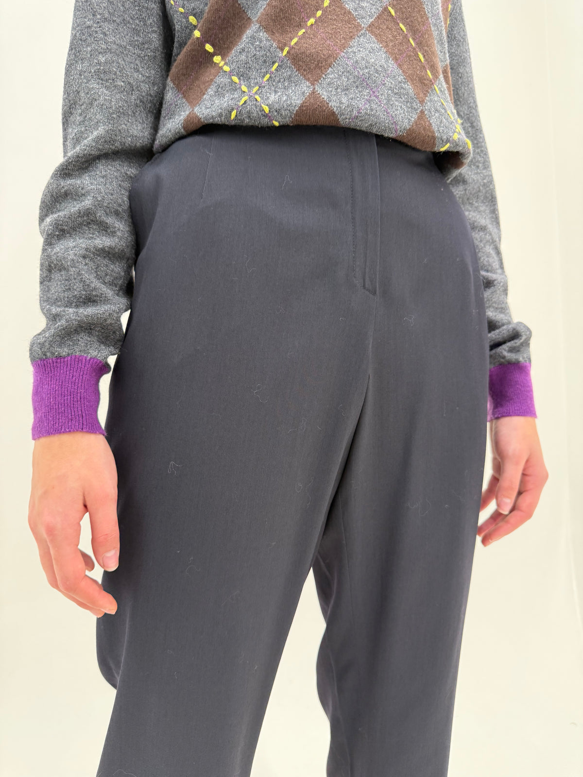 Pantaloni charcoal gray din twill de lana extrafina confort cu talie ultra înaltă