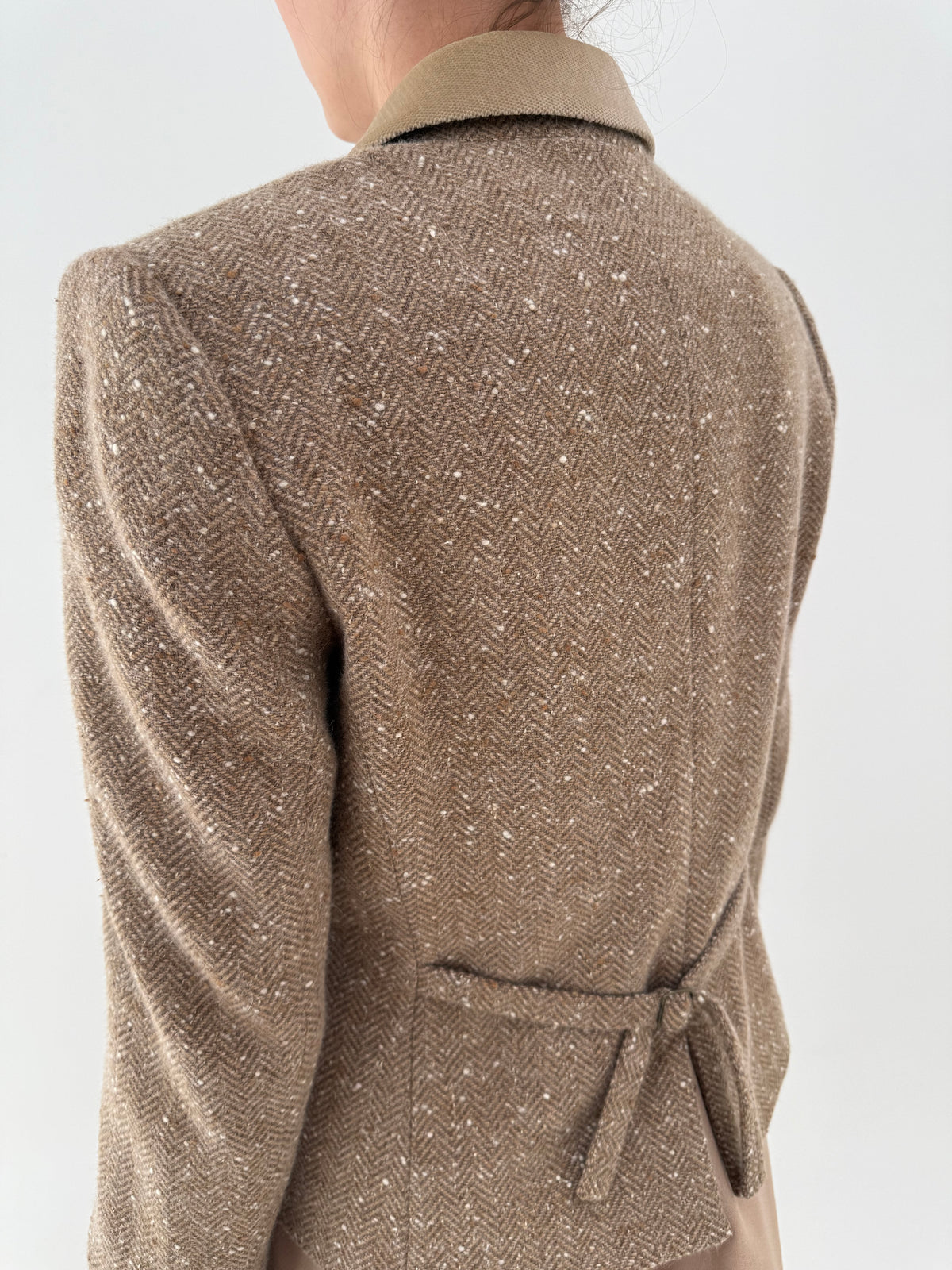 Sacou din tweed gros Chevron light taupe de Lana excepțională tall