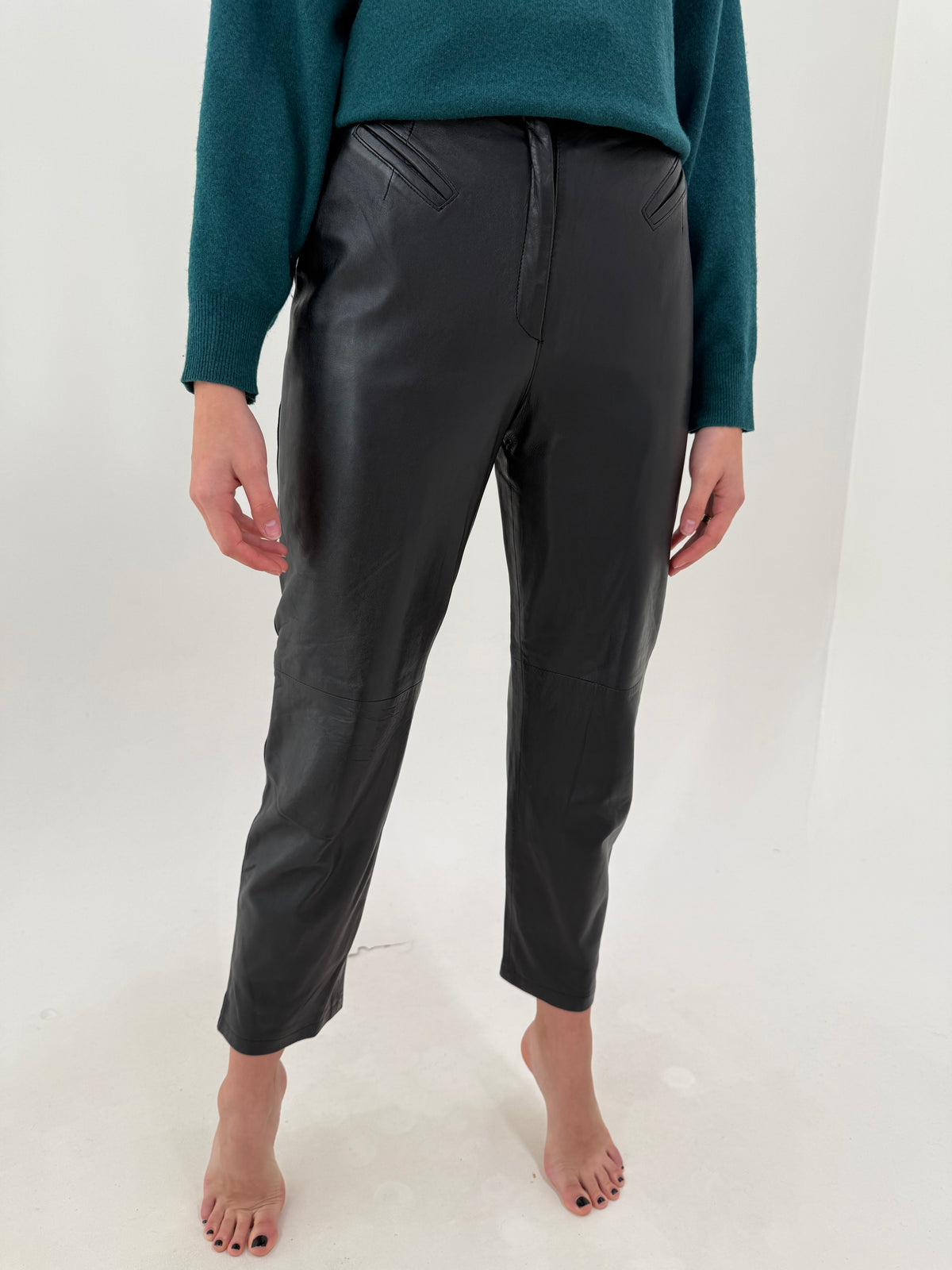 Pantaloni din piele naturală extrem de moale cu talie ultra înaltă
