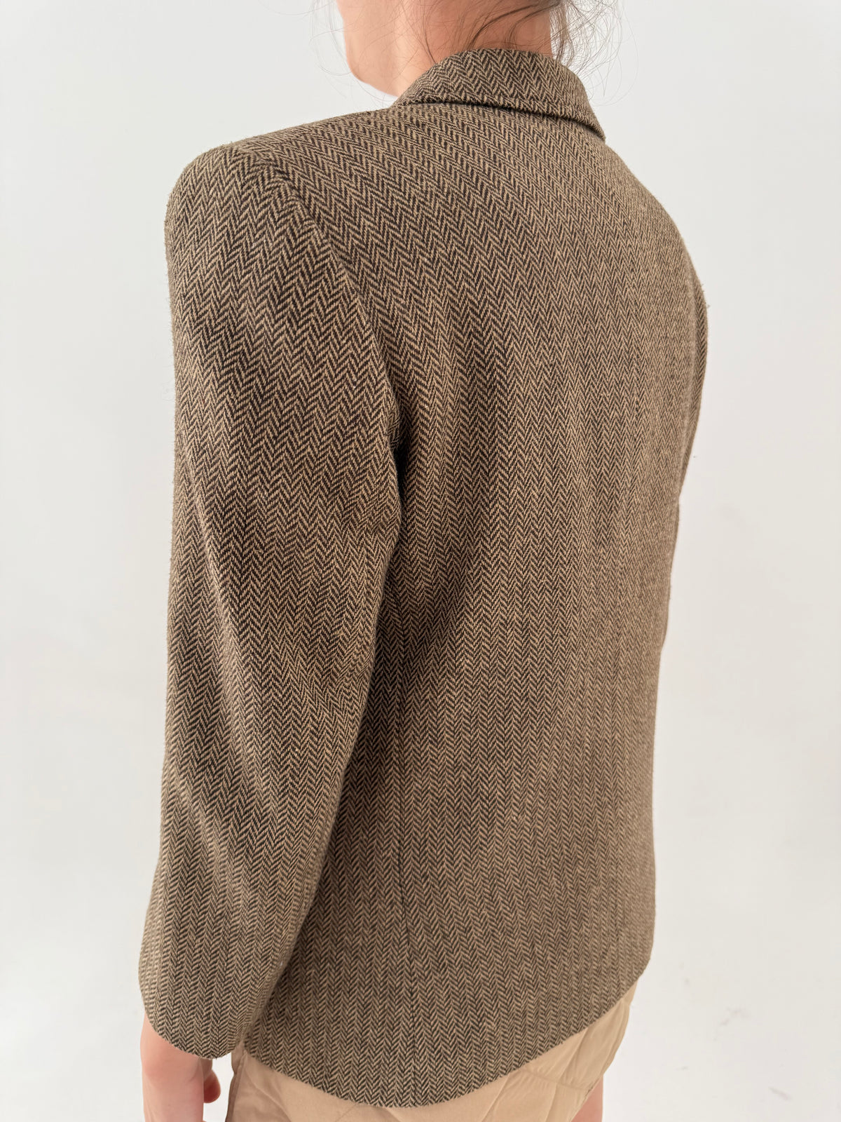 Sacou camel din tweed gros de lana extrafina cu închidere dublă