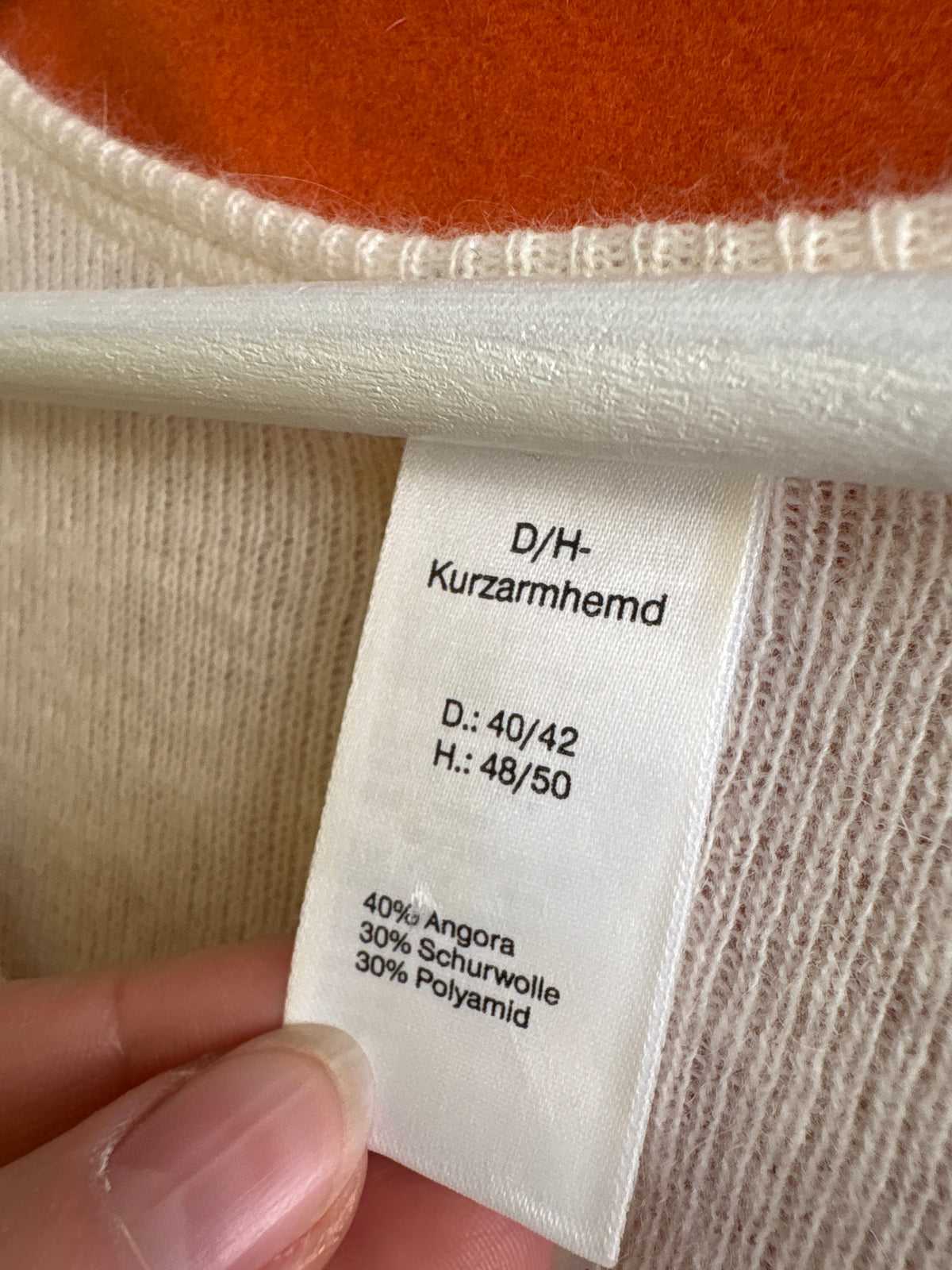 Top off white din lana cu Angora în croi lung