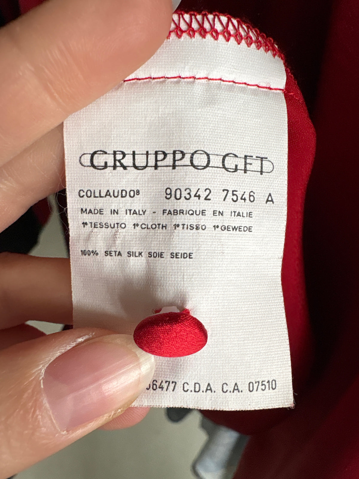 Cămașa dark cherry red din mătase naturală satinata de la zi la seară