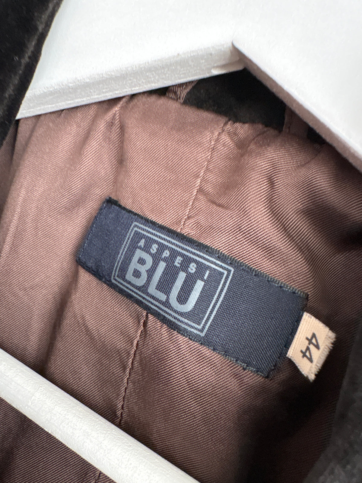Sacou de brand luxury Aspesi petite in croi cambrat din catifea very dark brown