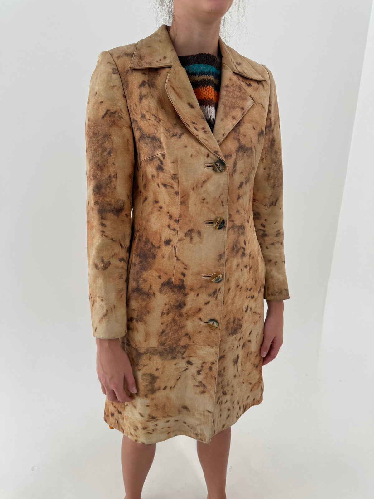 Trench din piele naturală extrem de moale camel cu animal print stilizat