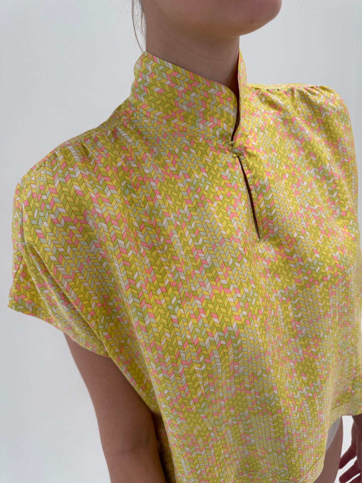 Top old vintage anii 60 din twill de mătase naturală în culori superbe